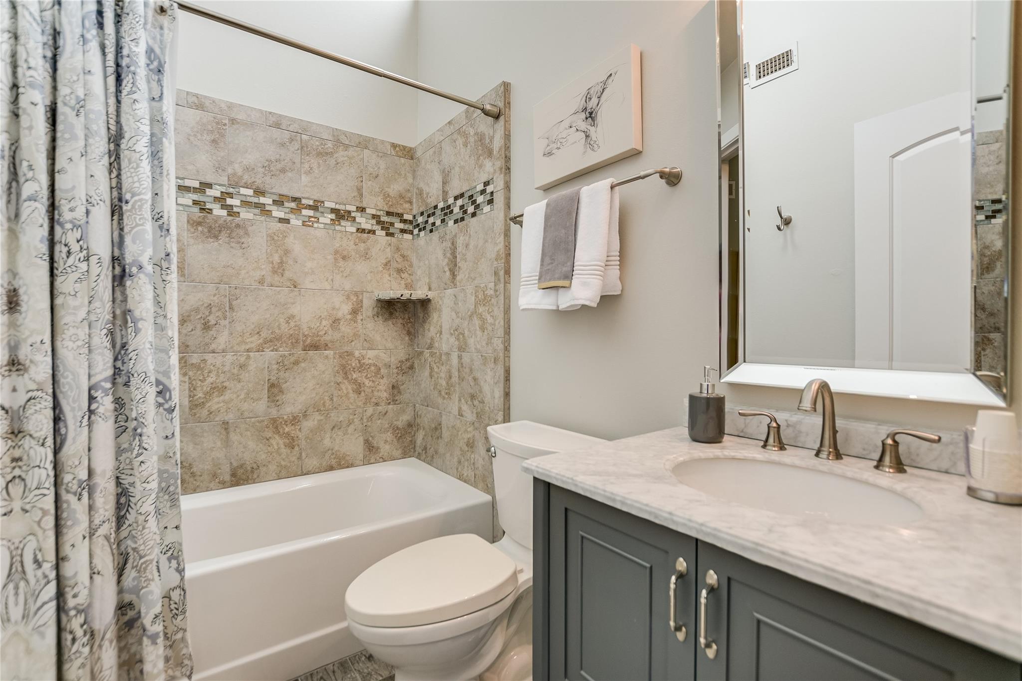 109 Sunshine # 2, Horseshoe Bay, TX 78657