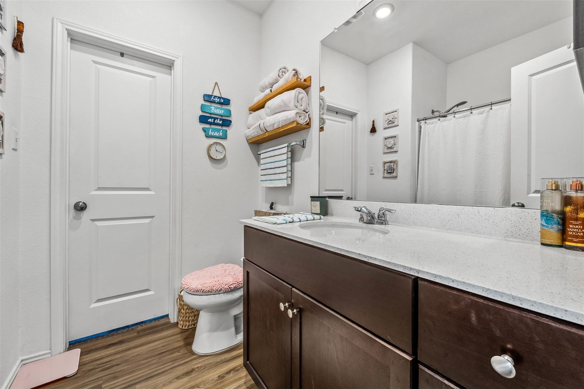 217 Barbary Coast Ln, Jarrell, TX 76537