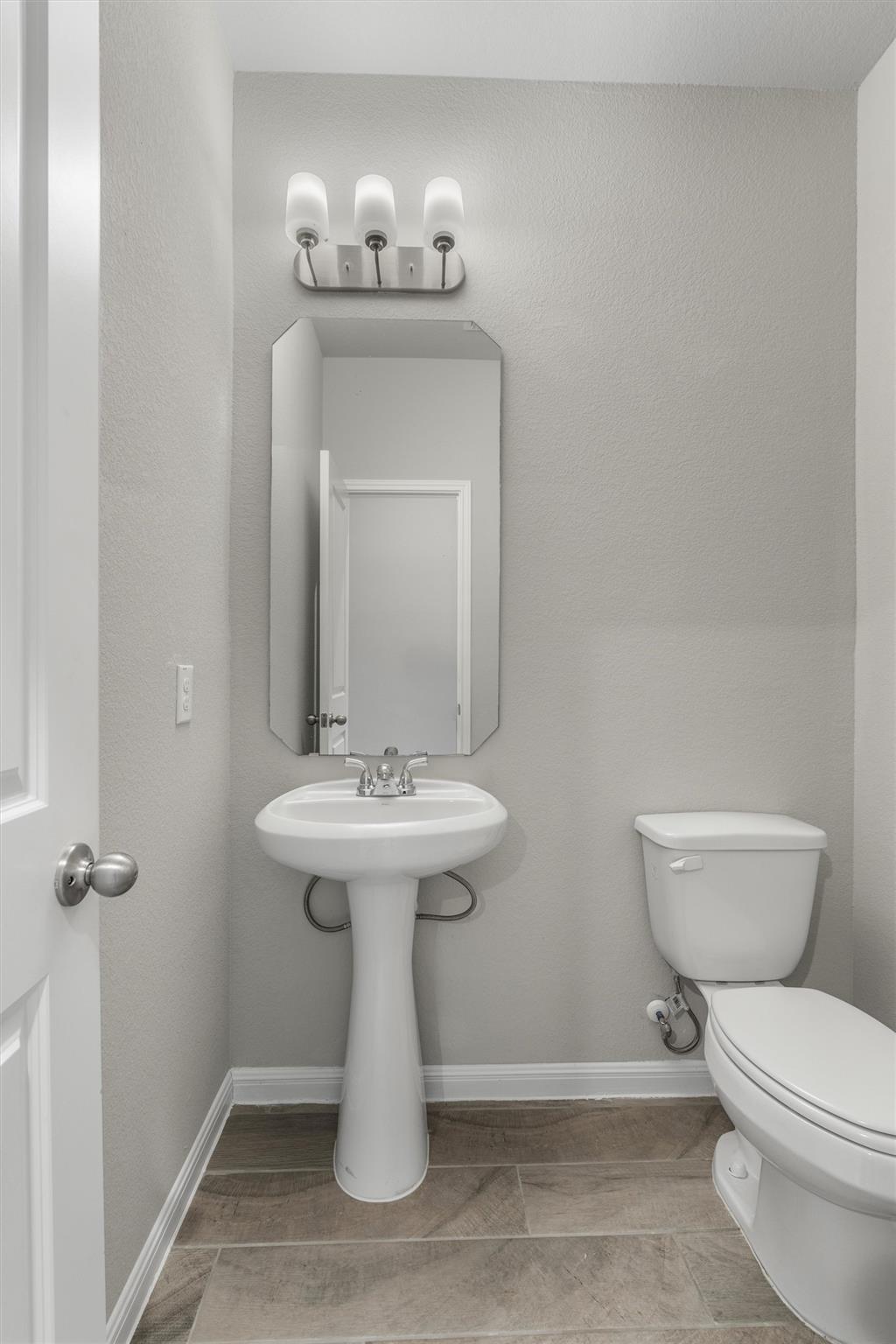 128 Comet Pointe Dr, Georgetown, TX 78628