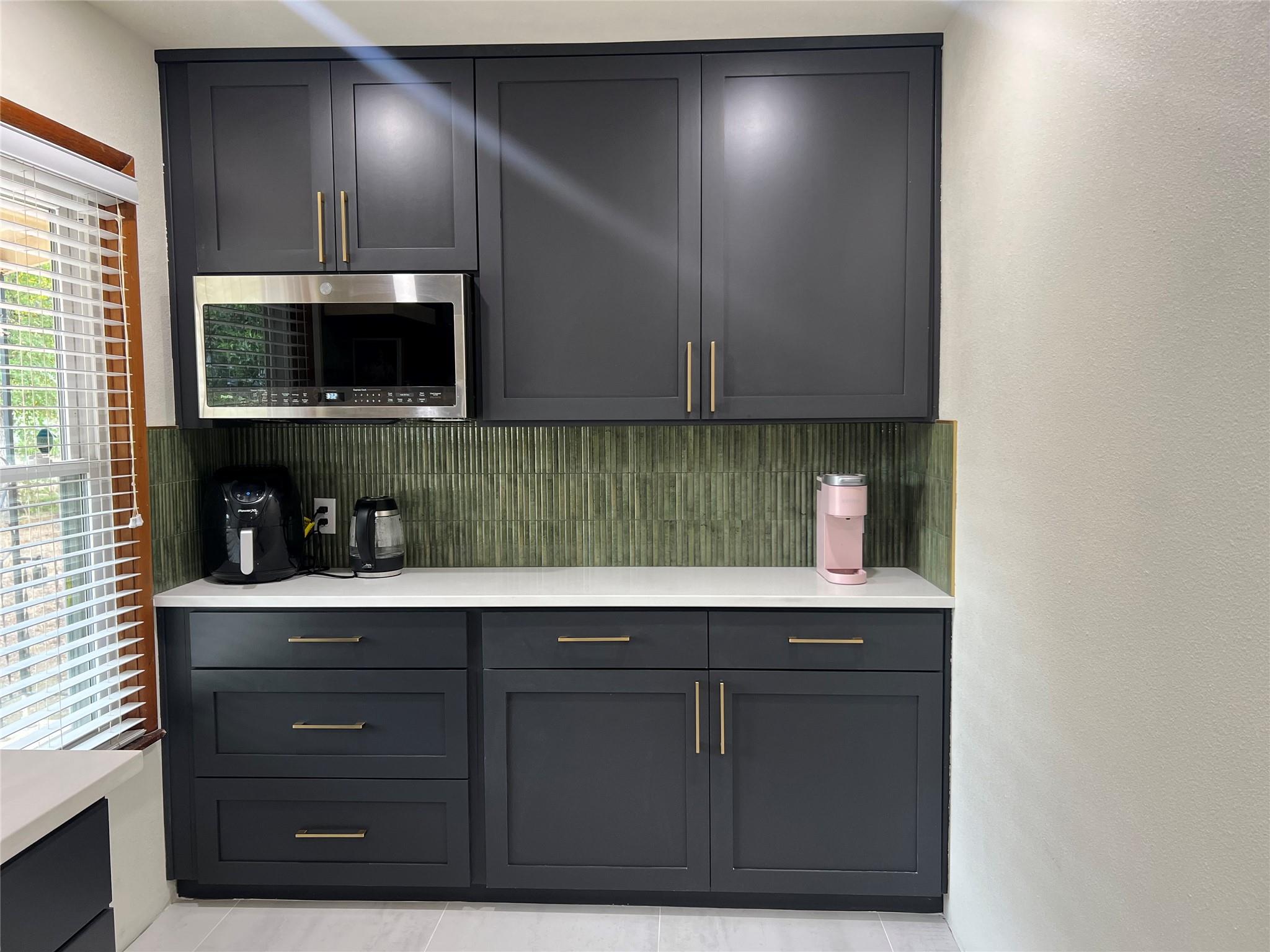 1003 W Bluebonnet Dr, San Marcos, TX 78666