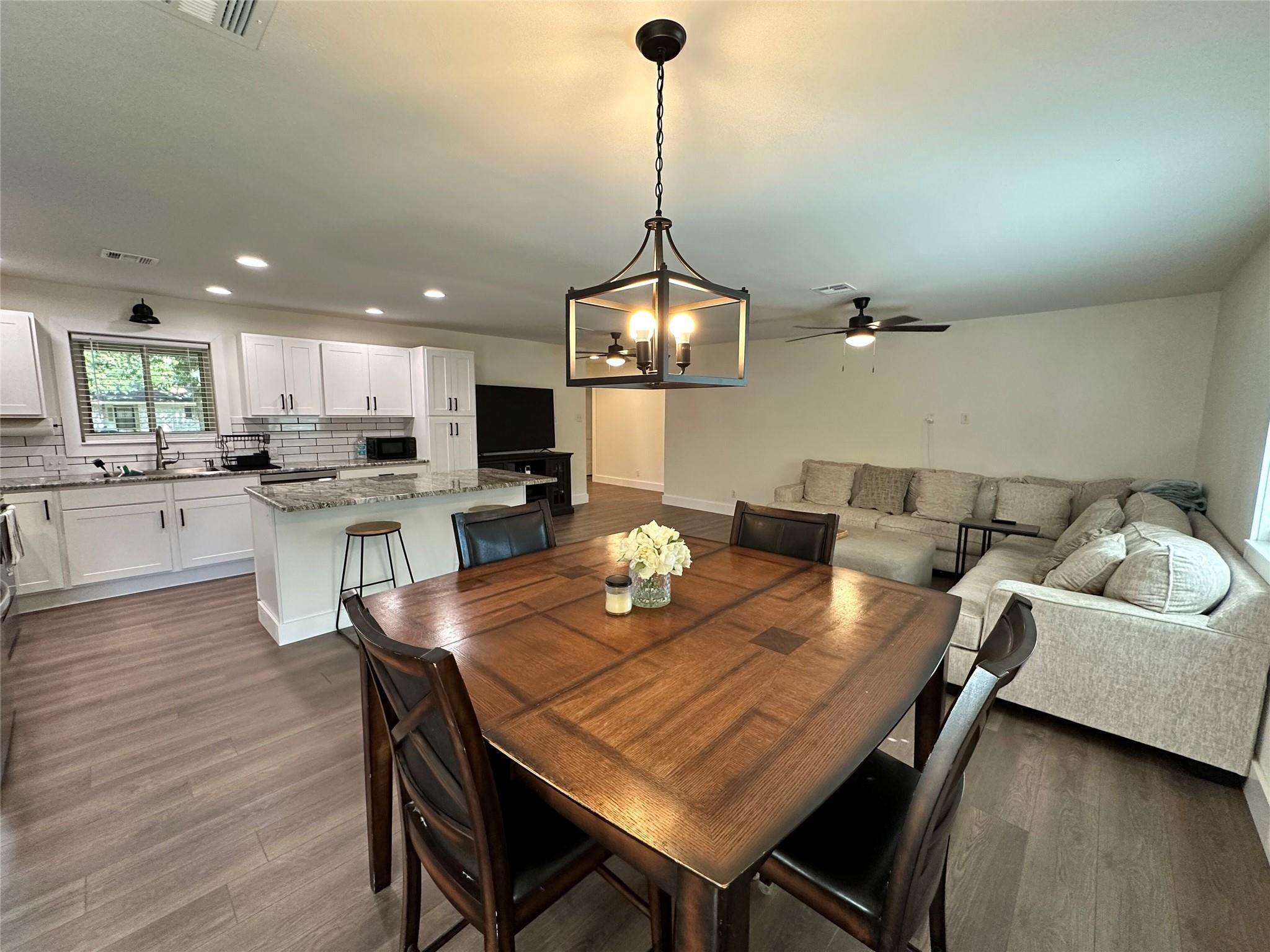 108 S Sunshine Ln, Little River Academy, TX 76554