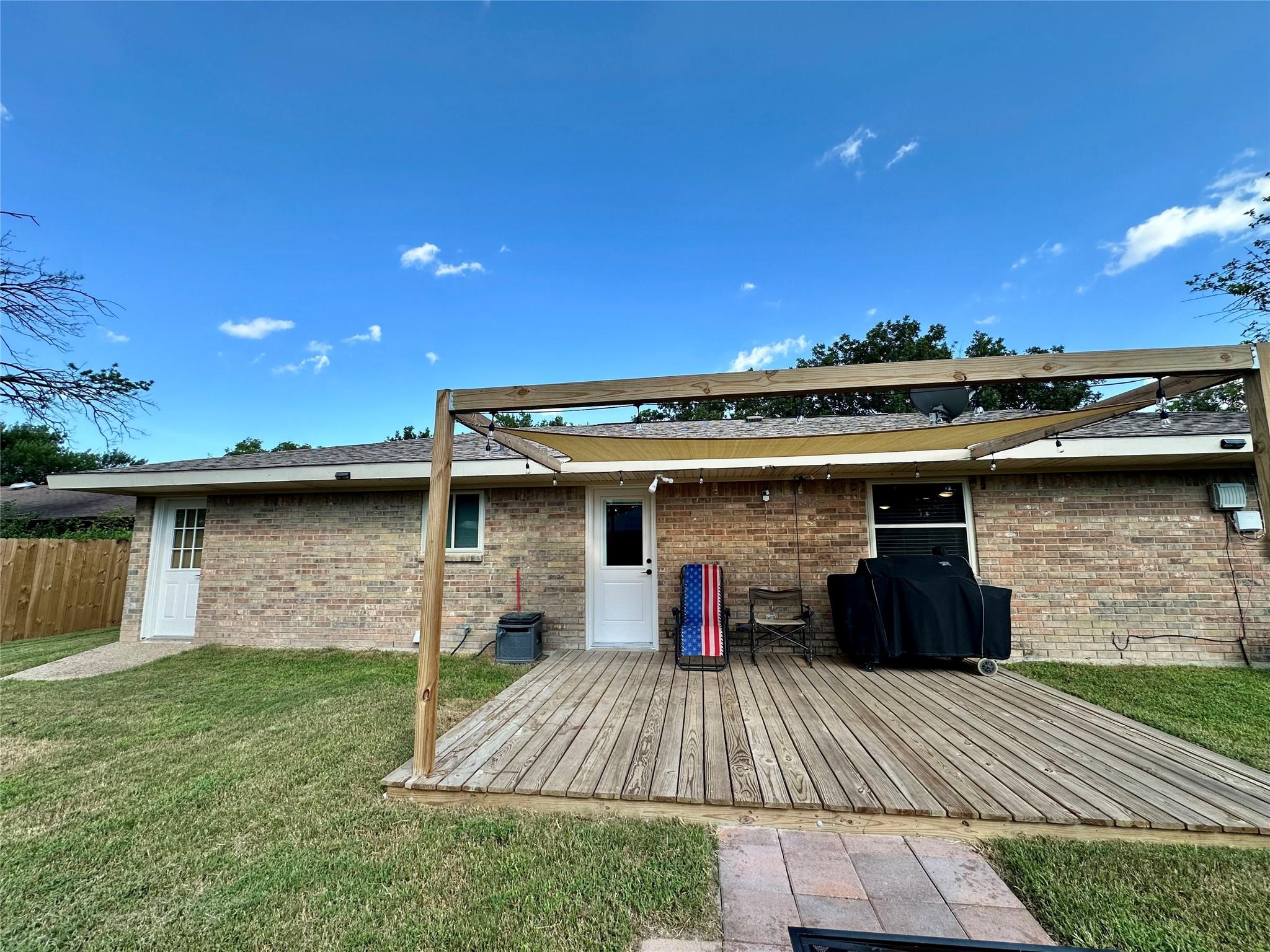 108 S Sunshine Ln, Little River Academy, TX 76554