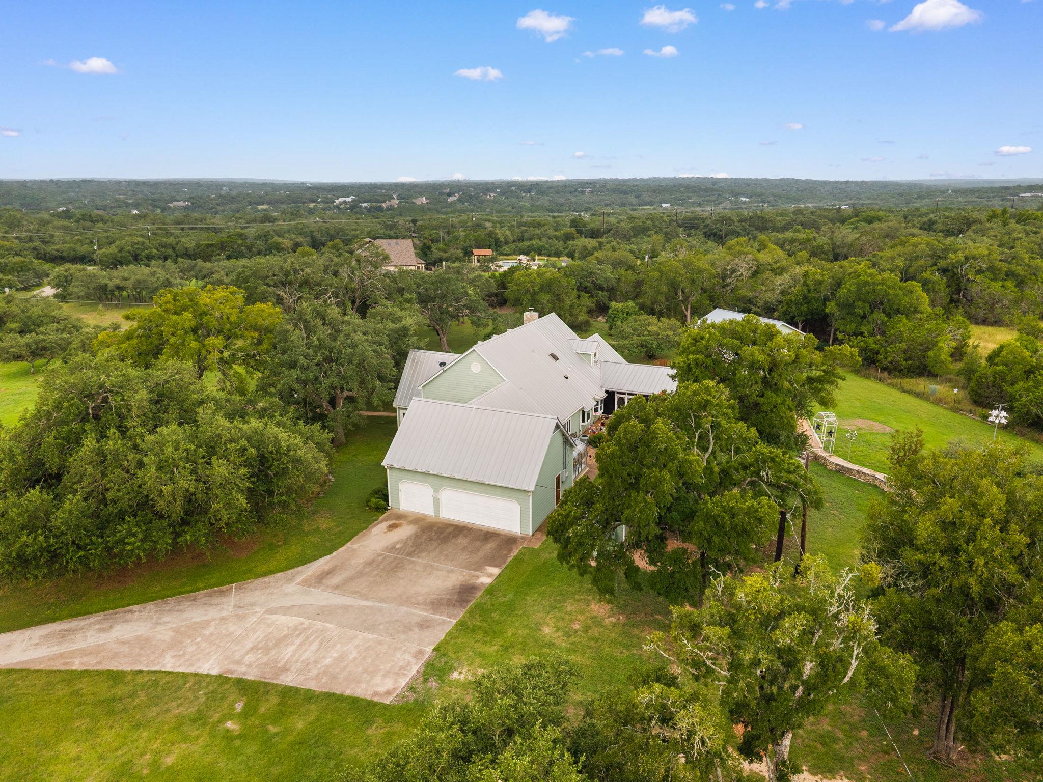 203 Grande St, Driftwood, TX 78619