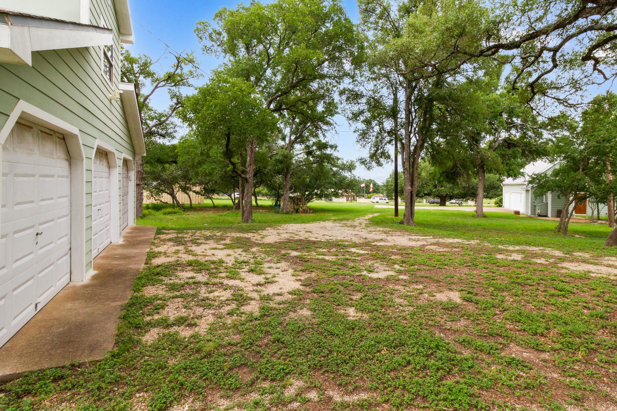 203 Grande St, Driftwood, TX 78619