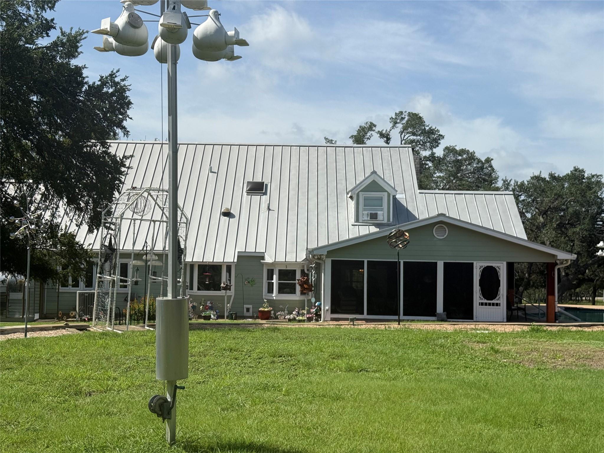 203 Grande St, Driftwood, TX 78619