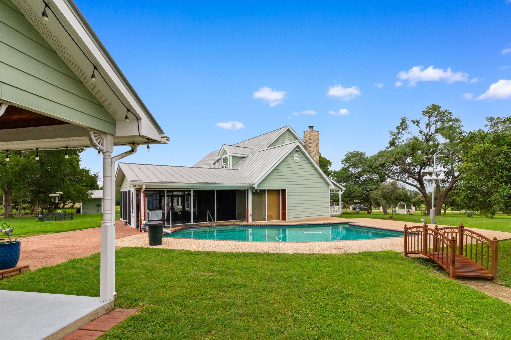 203 Grande St, Driftwood, TX 78619