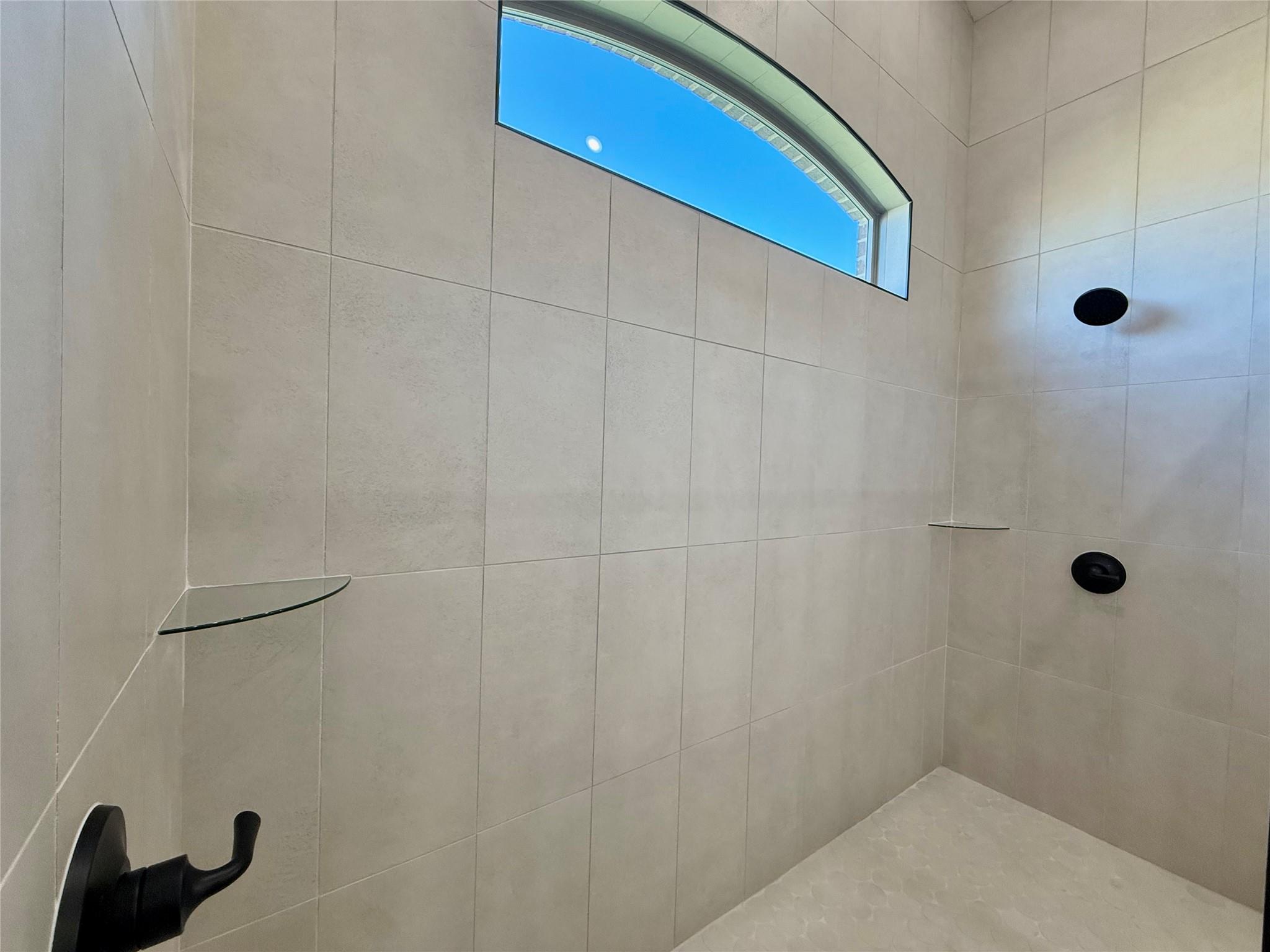 712 Eagle Claw Dr, Salado, TX 76571