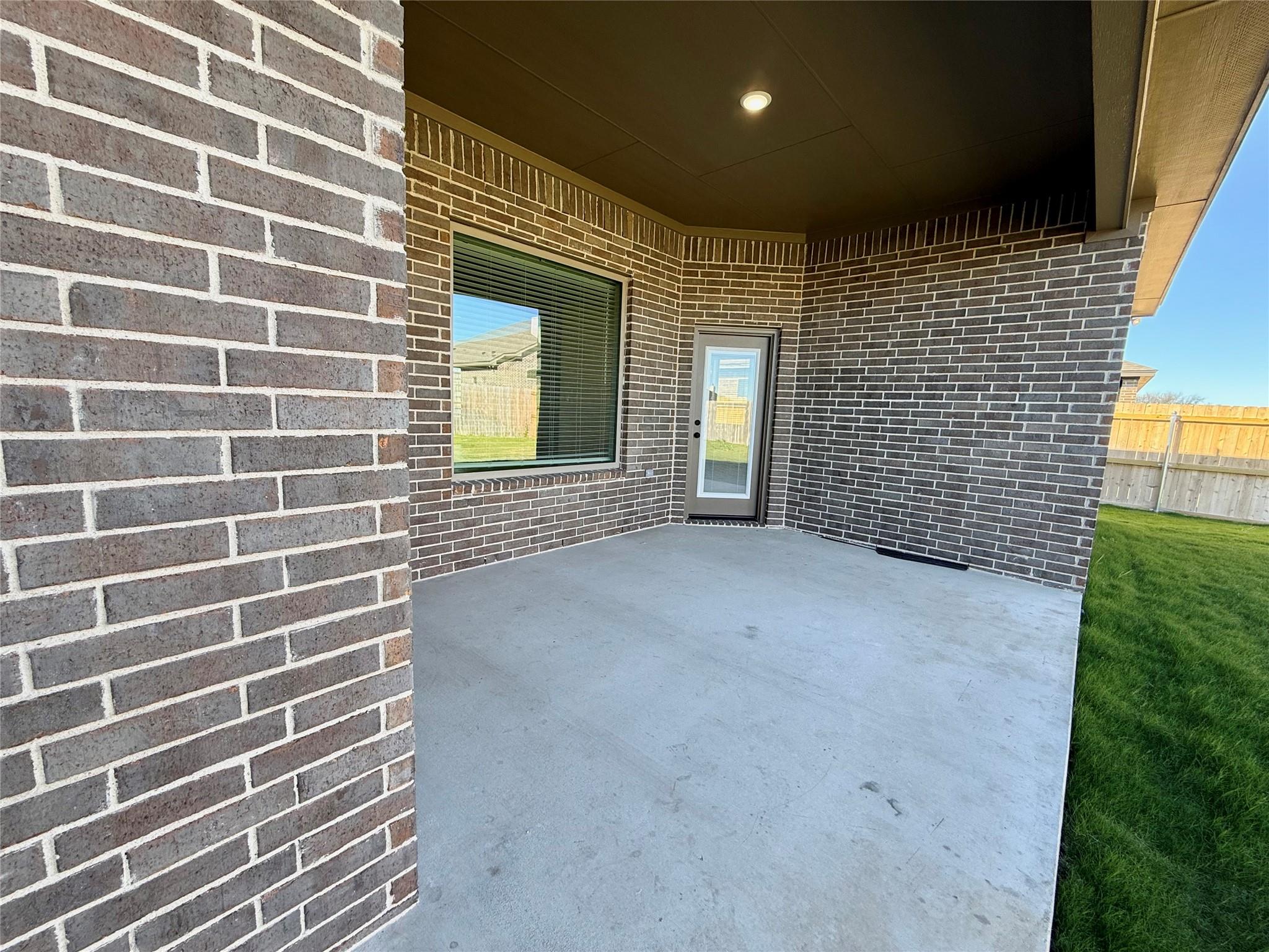 712 Eagle Claw Dr, Salado, TX 76571