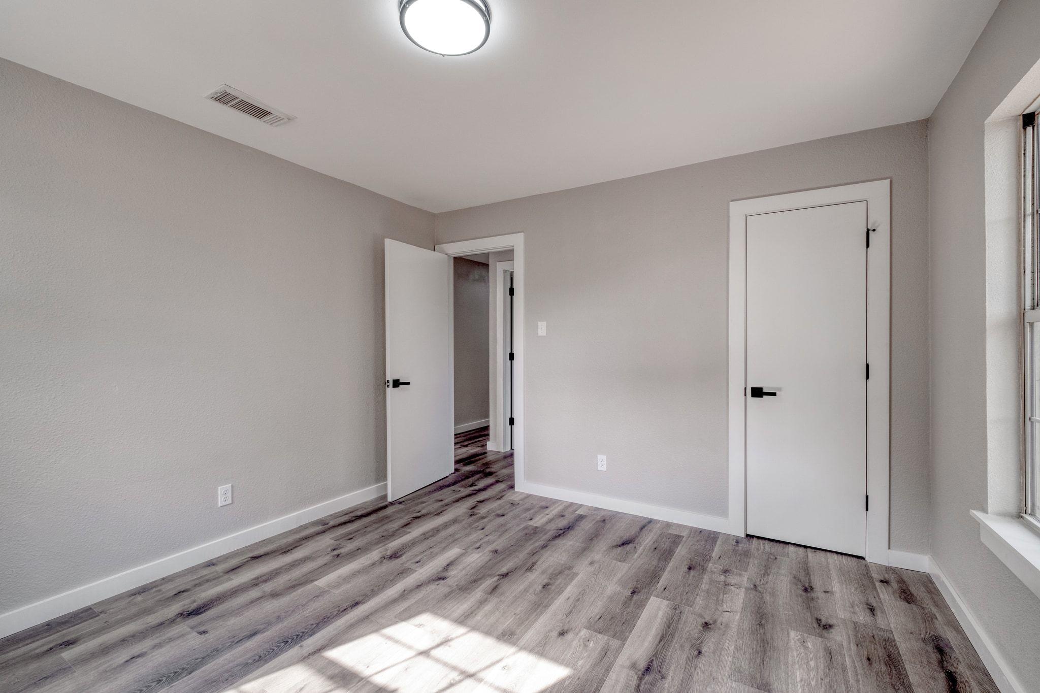 409 Talley St, Taylor, TX 76574