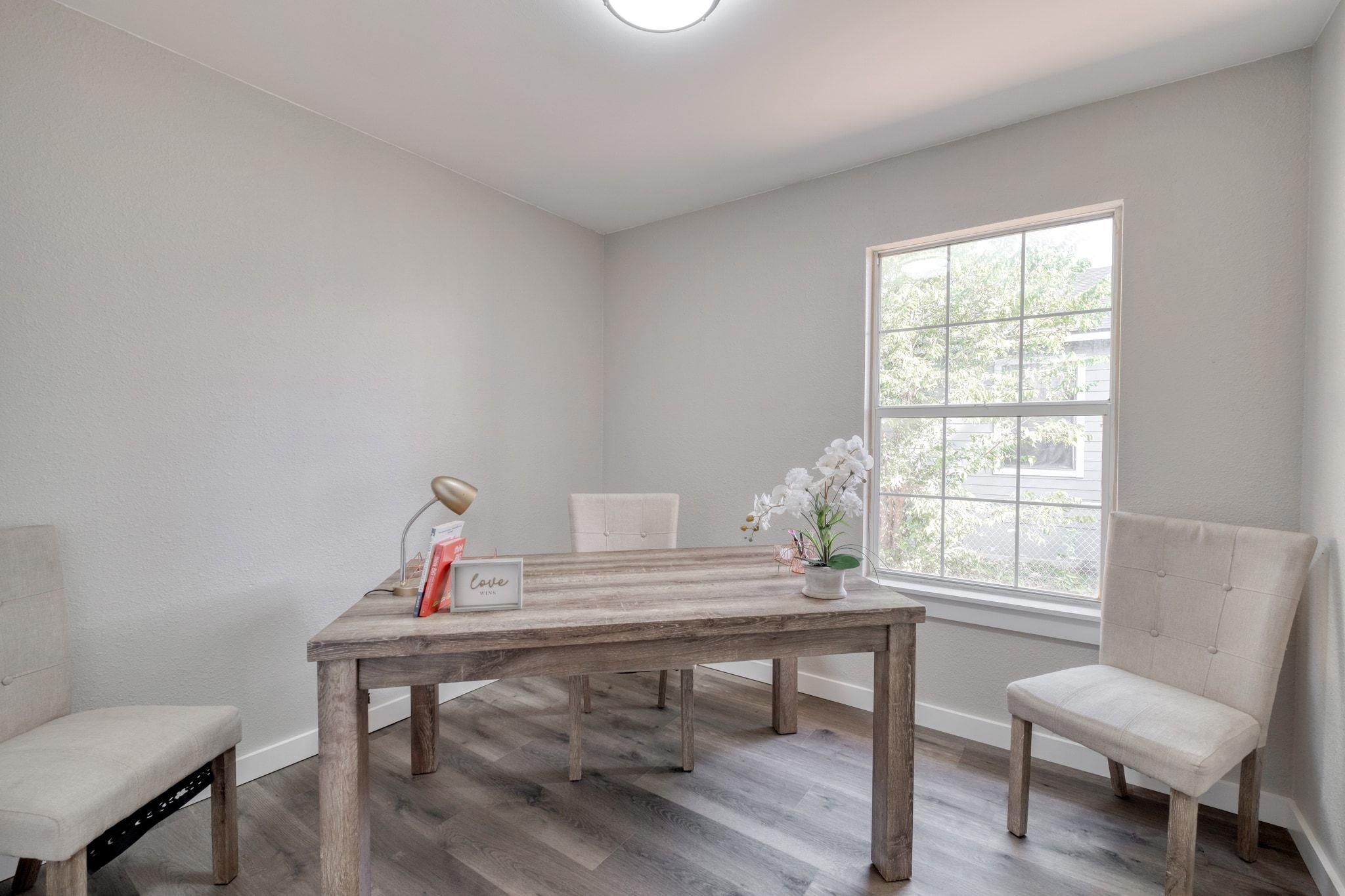 409 Talley St, Taylor, TX 76574