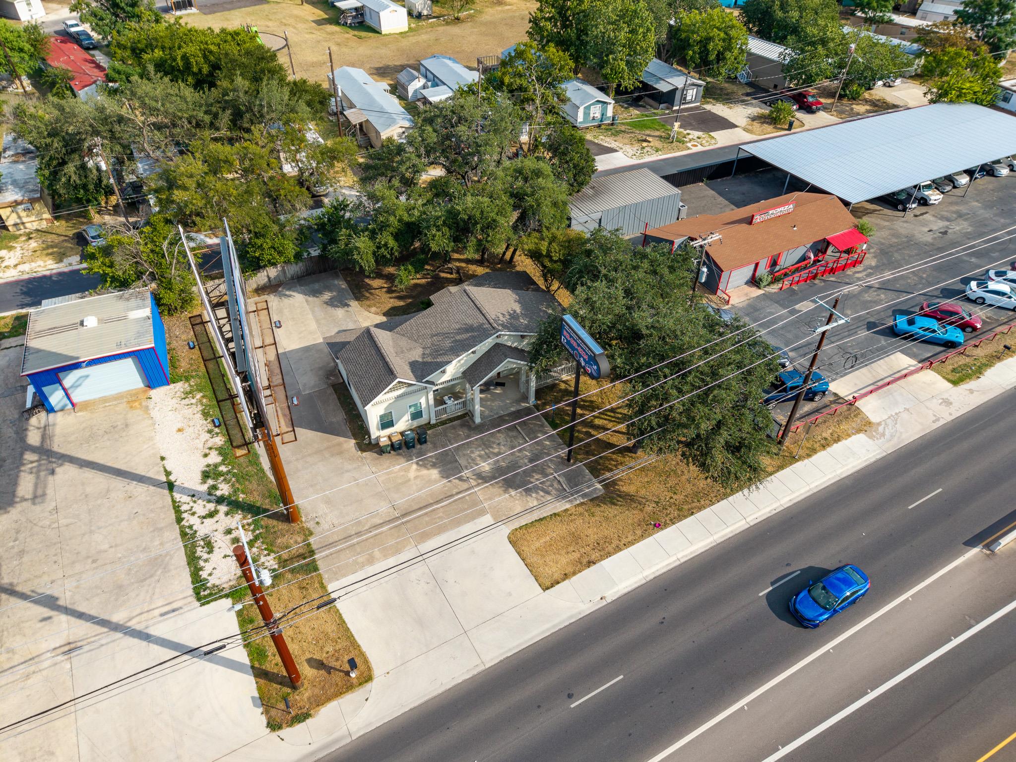 1712 N Interstate 35 Freeway, San Marcos, TX 78666