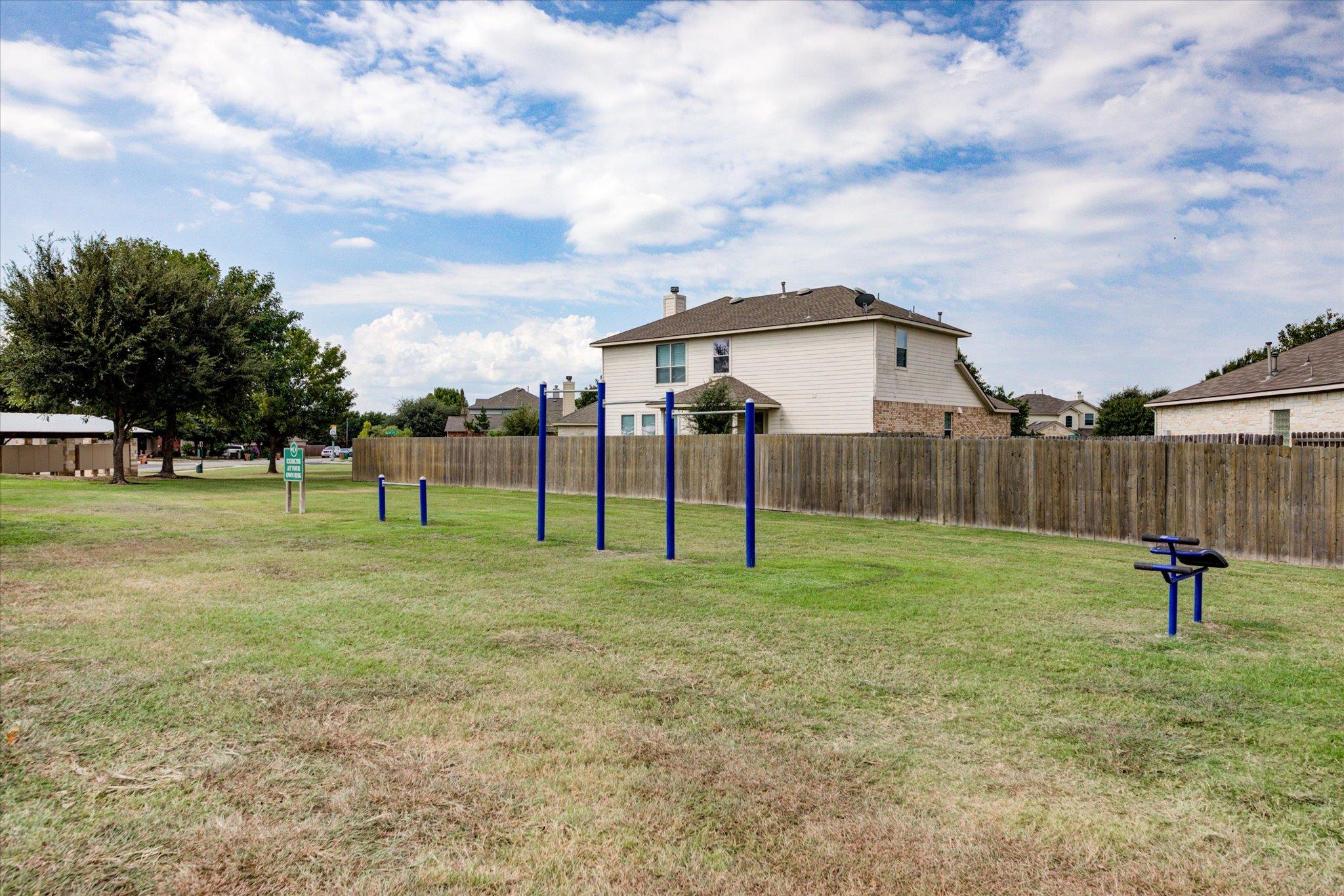 10913 Long Summer Dr, Austin, TX 78754