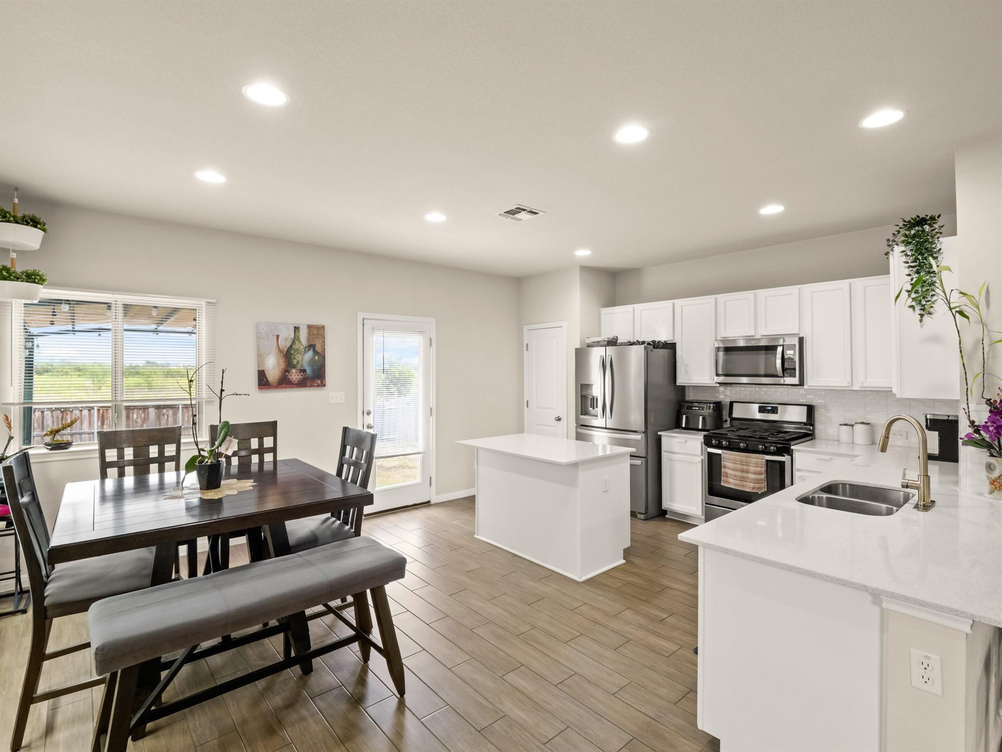 574 Nautical Loop, Kyle, TX 78640