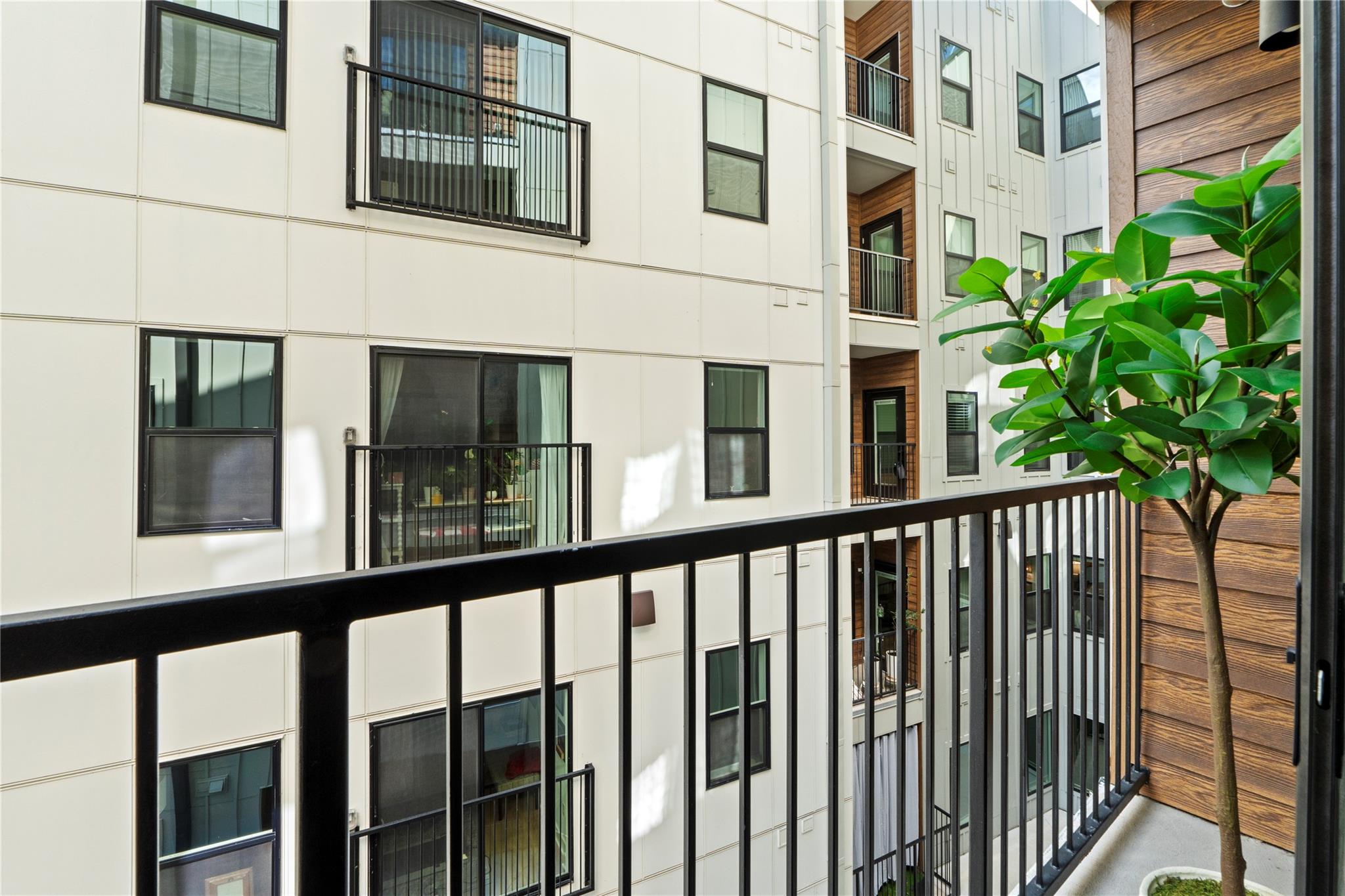 2500 Longview St # 315, Austin, TX 78705