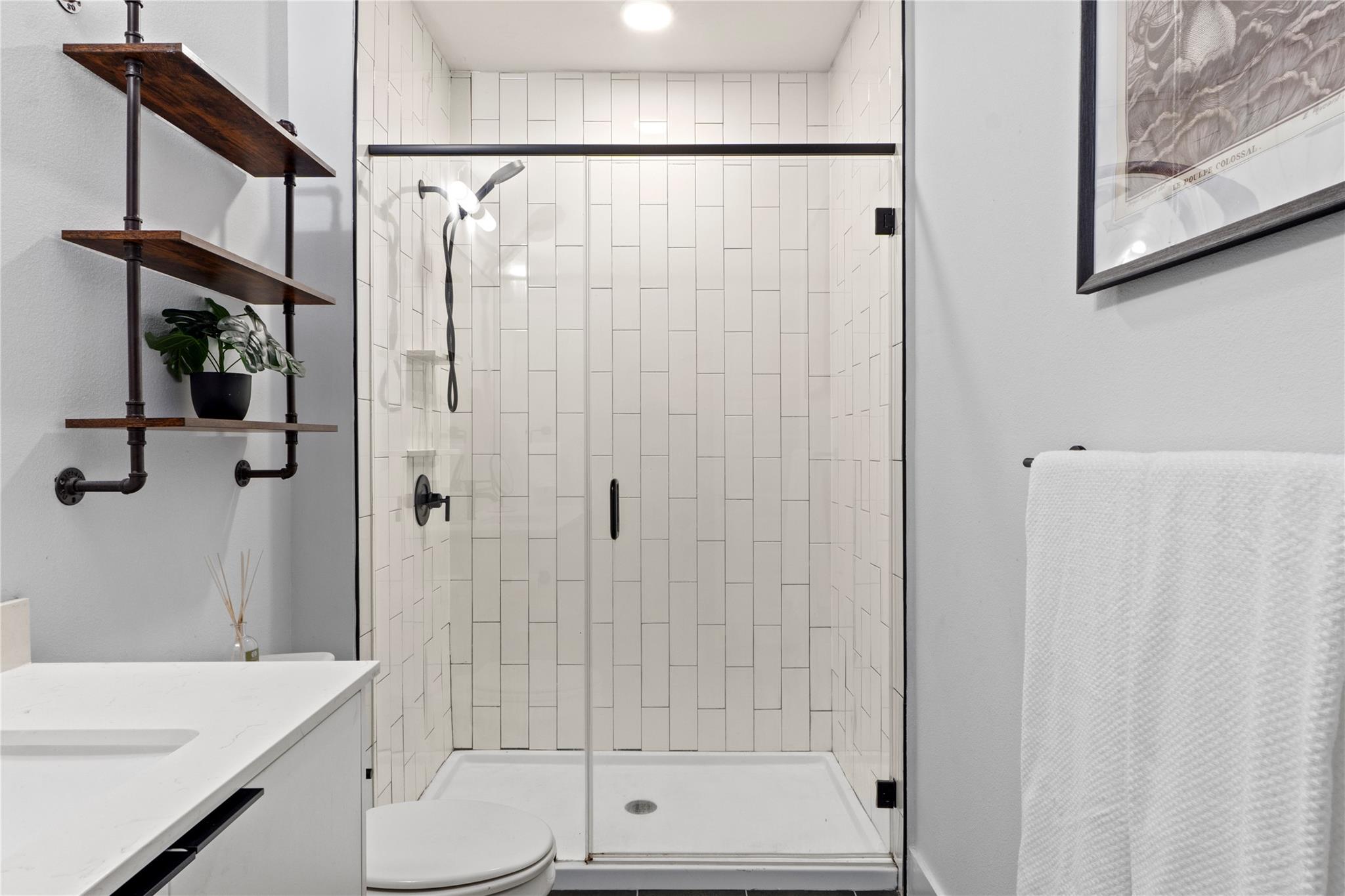 2500 Longview St # 315, Austin, TX 78705