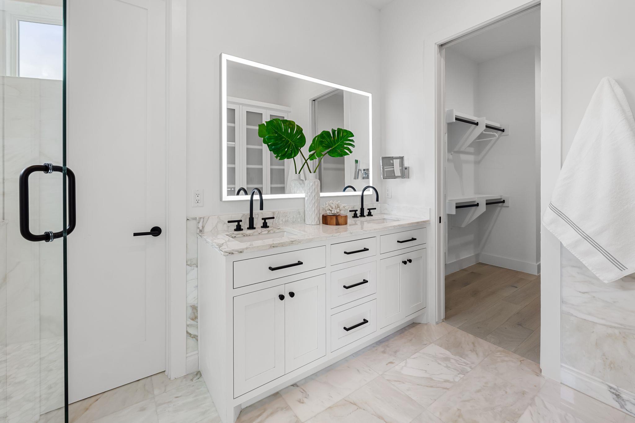 13408 Galleria Cir, Austin, TX 78738