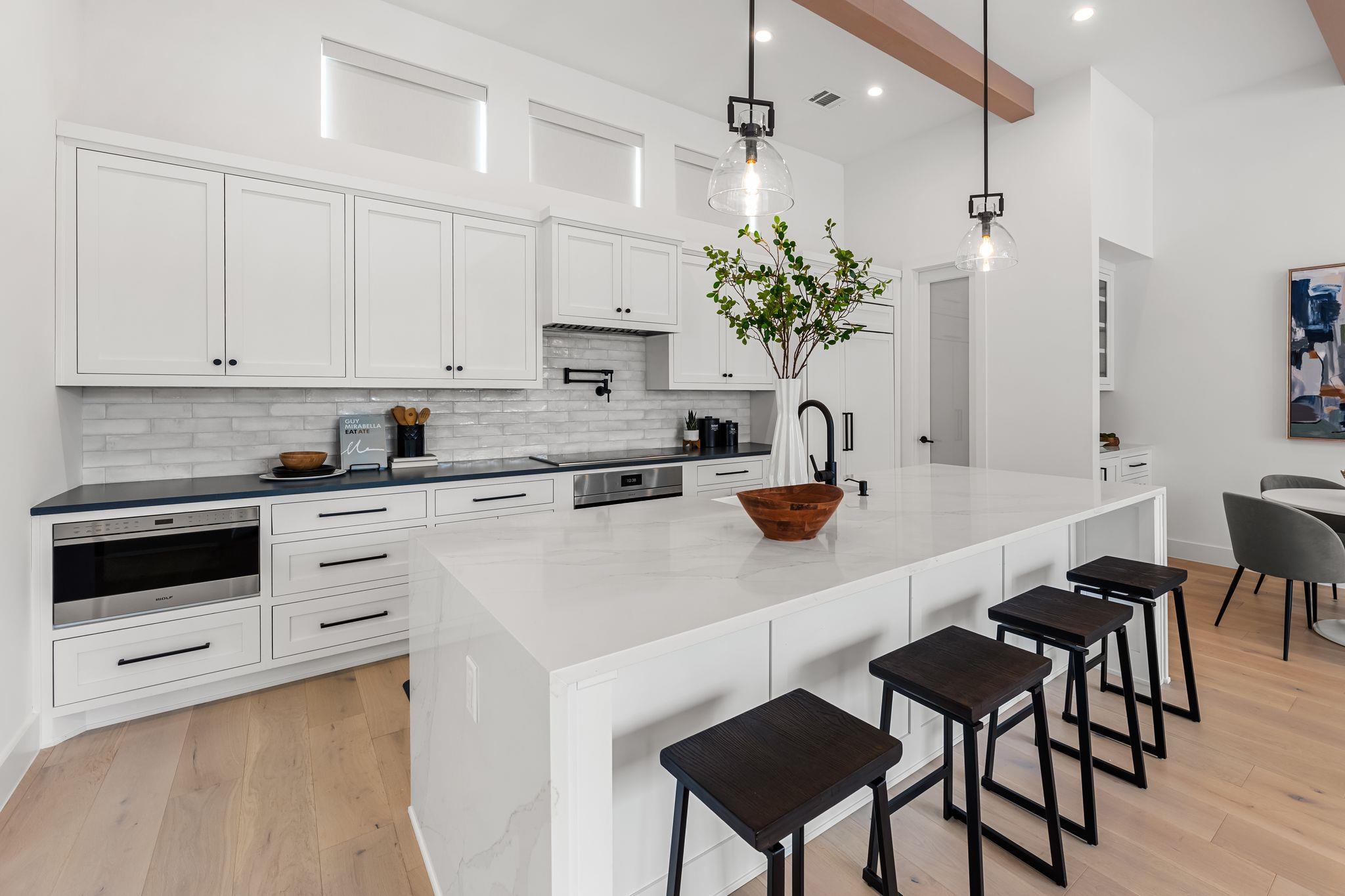 13408 Galleria Cir, Austin, TX 78738