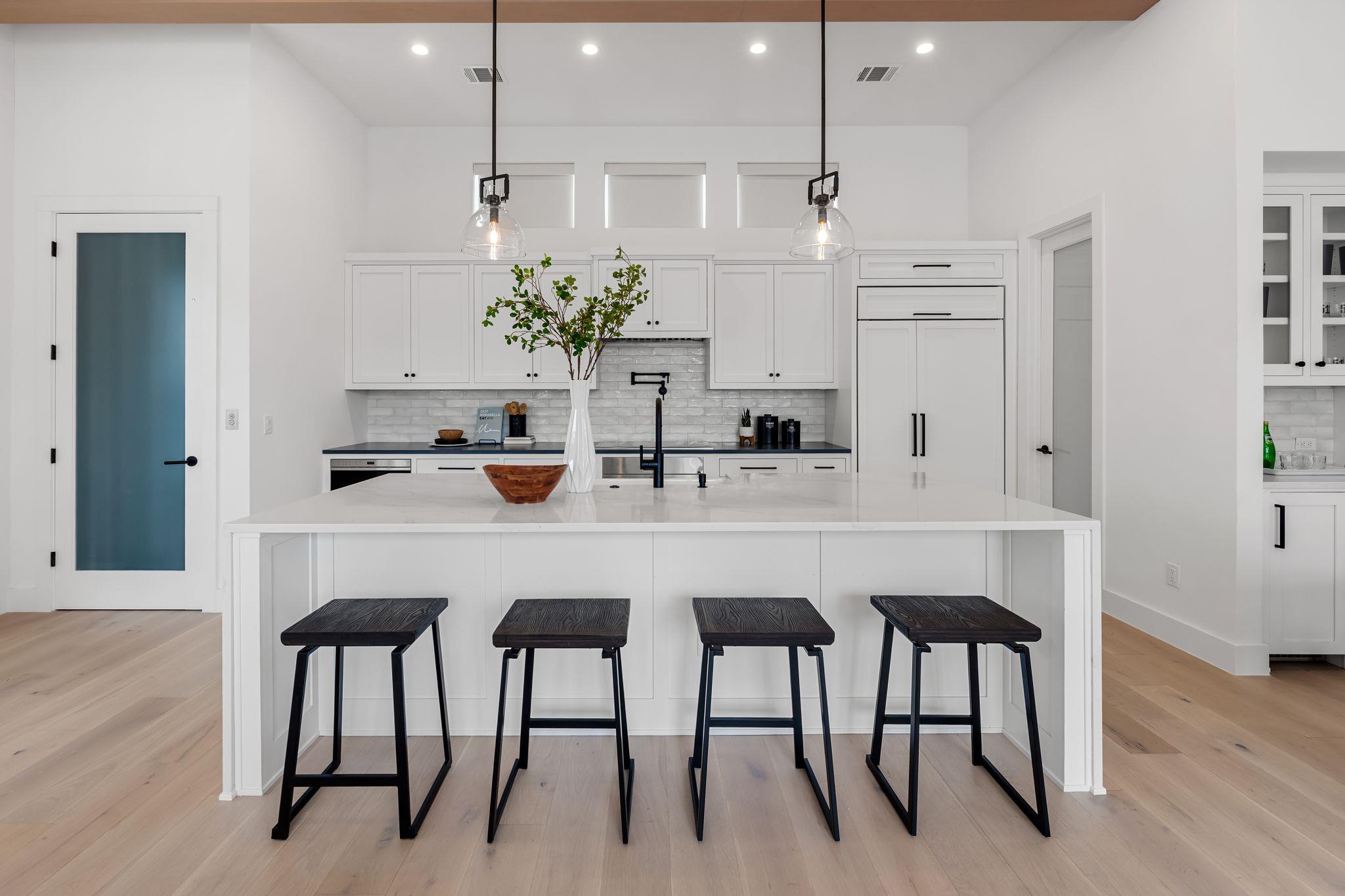 13408 Galleria Cir, Austin, TX 78738