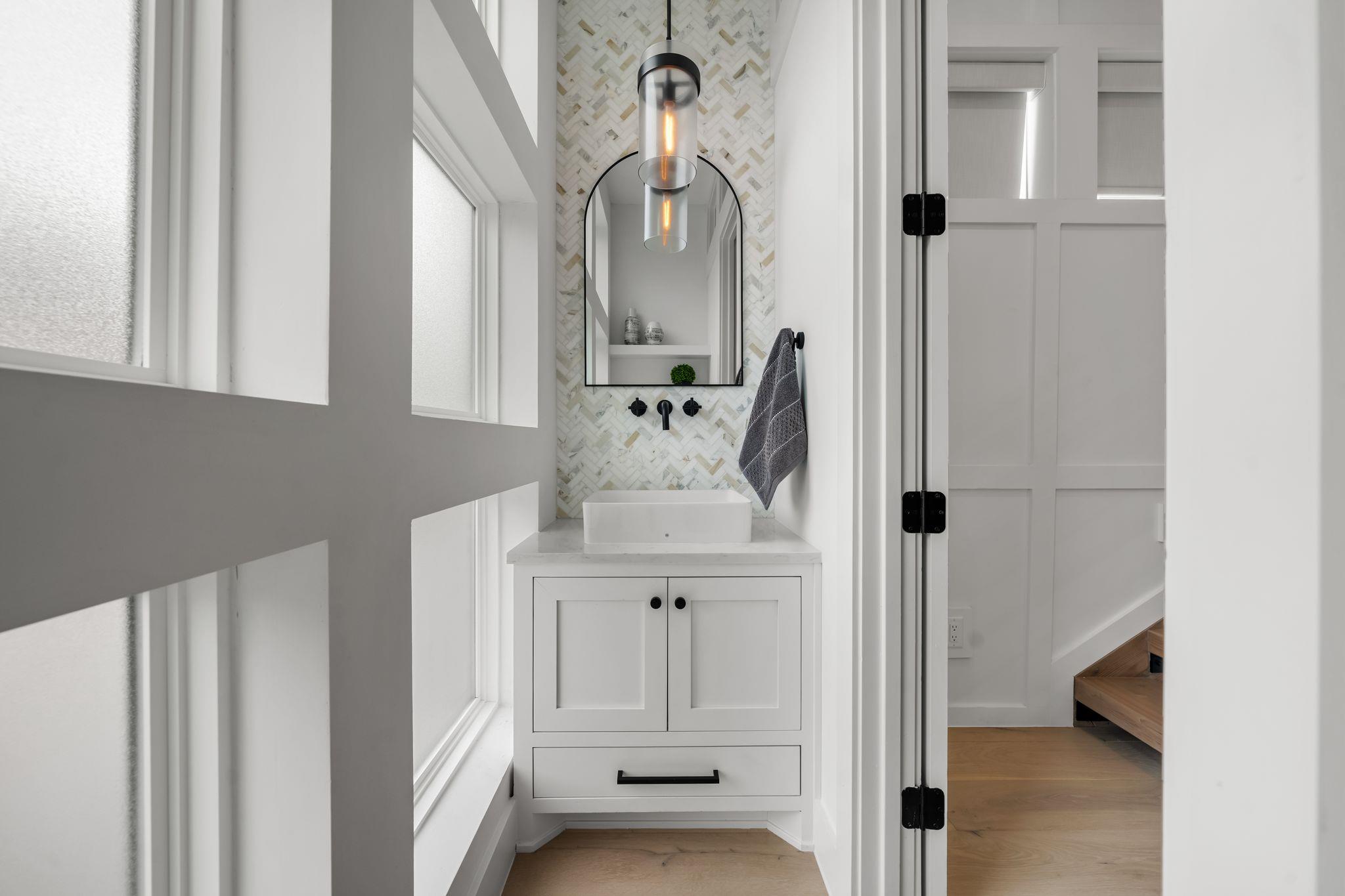 13408 Galleria Cir, Austin, TX 78738