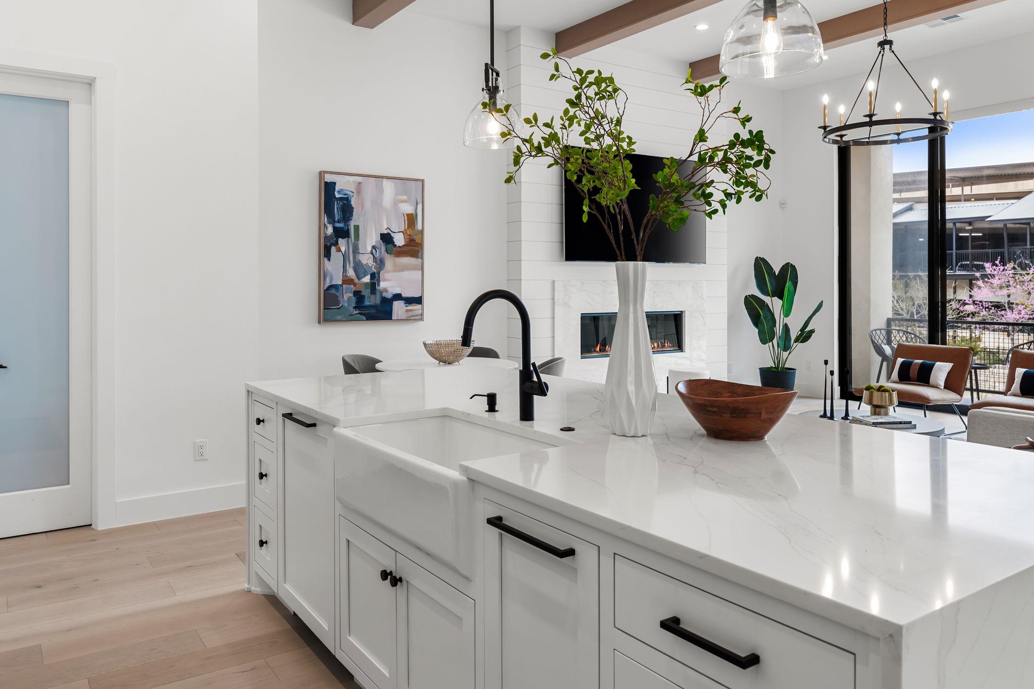 13408 Galleria Cir, Austin, TX 78738