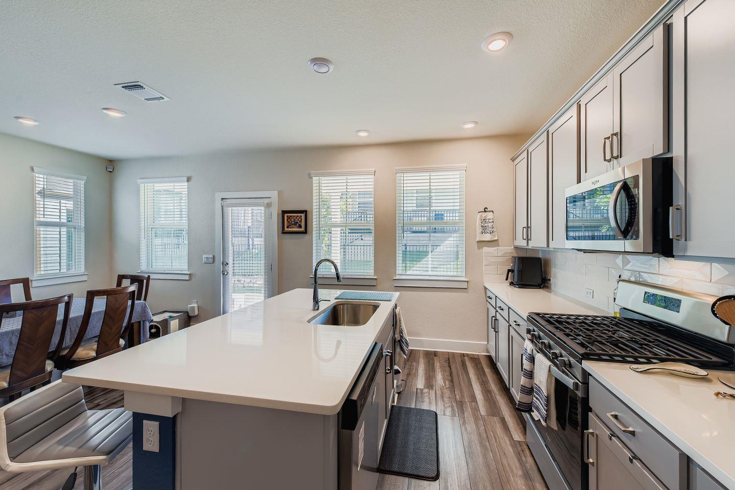 7113 Terrazzo Cottage Ct # 28, Austin, TX 78744