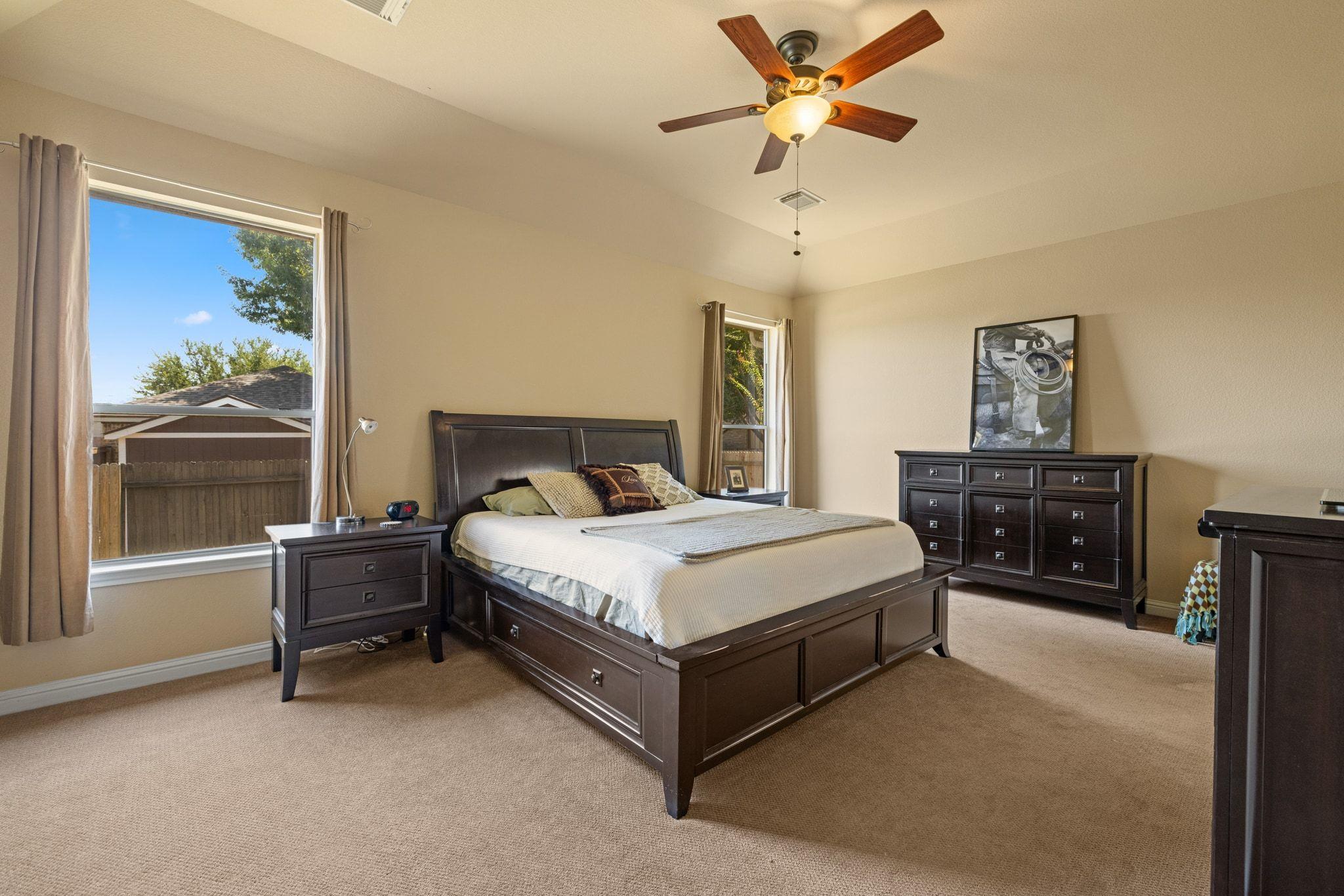 19525 Brent Knoll Dr, Pflugerville, TX 78660