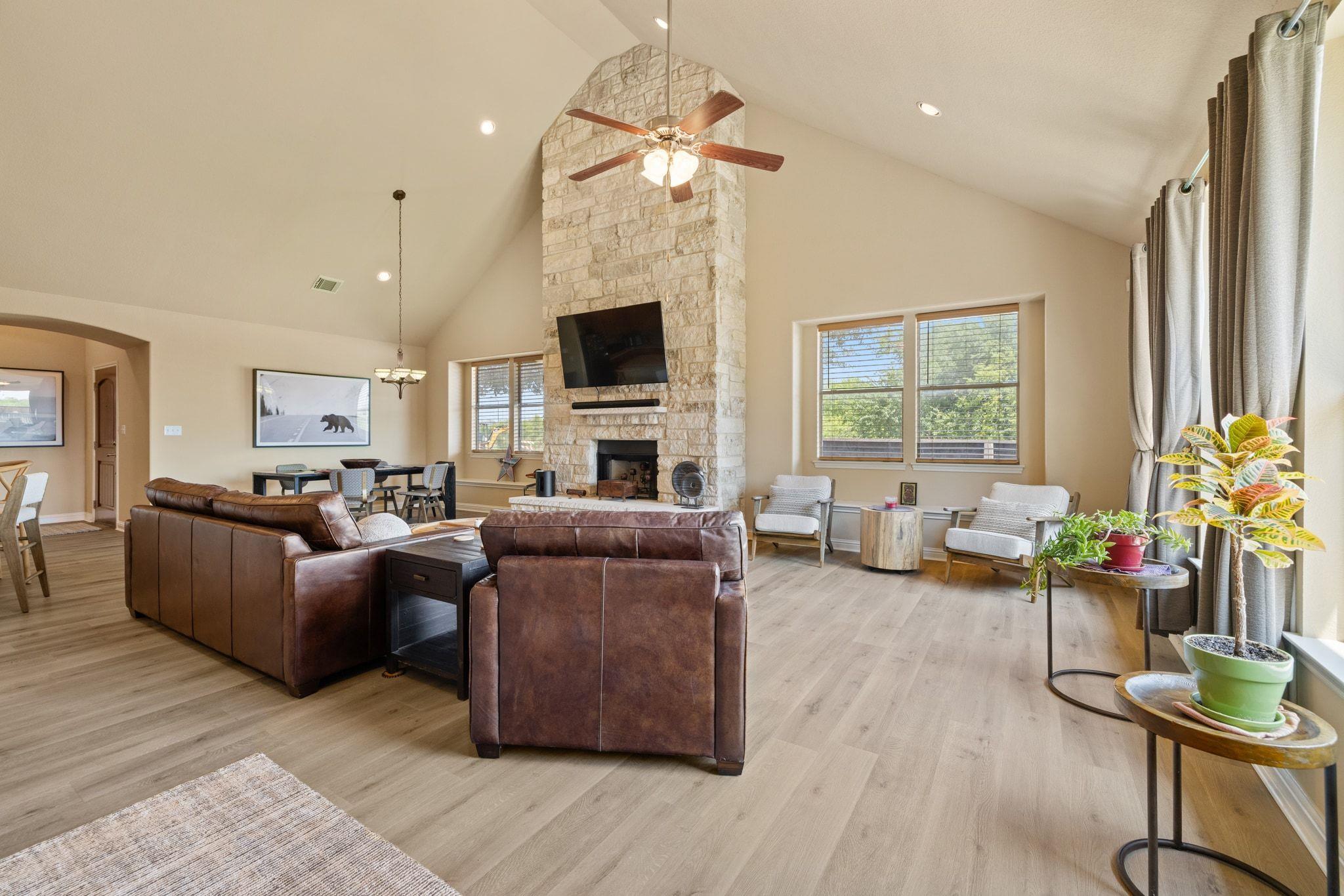 19525 Brent Knoll Dr, Pflugerville, TX 78660