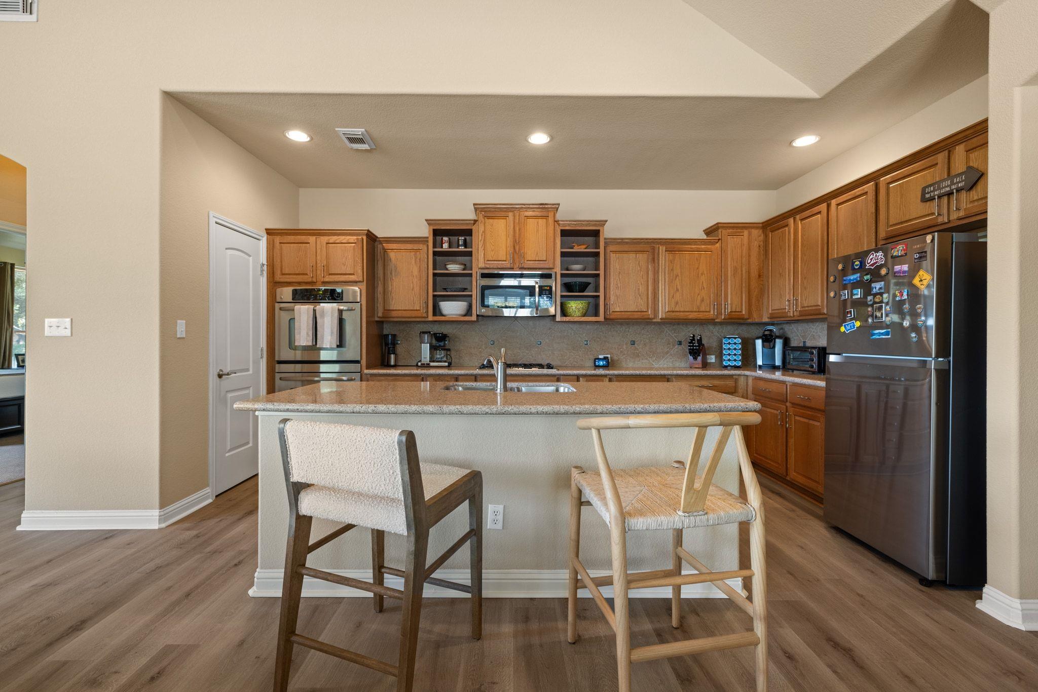 19525 Brent Knoll Dr, Pflugerville, TX 78660