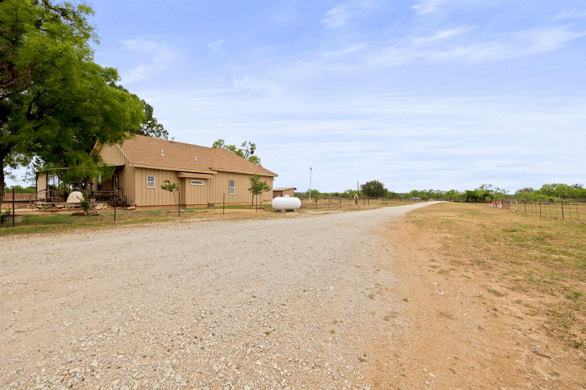 10700 County Road 202, Brownwood, TX 76801