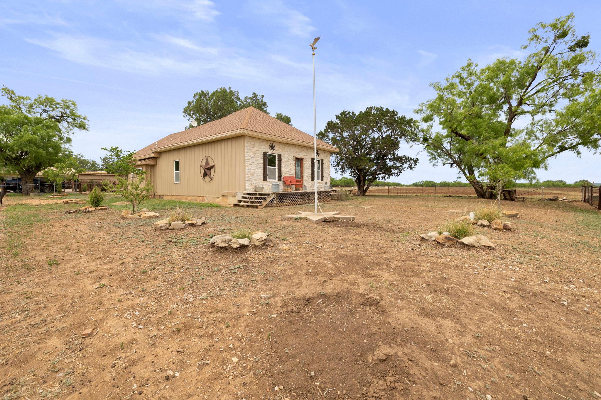 10700 County Road 202, Brownwood, TX 76801
