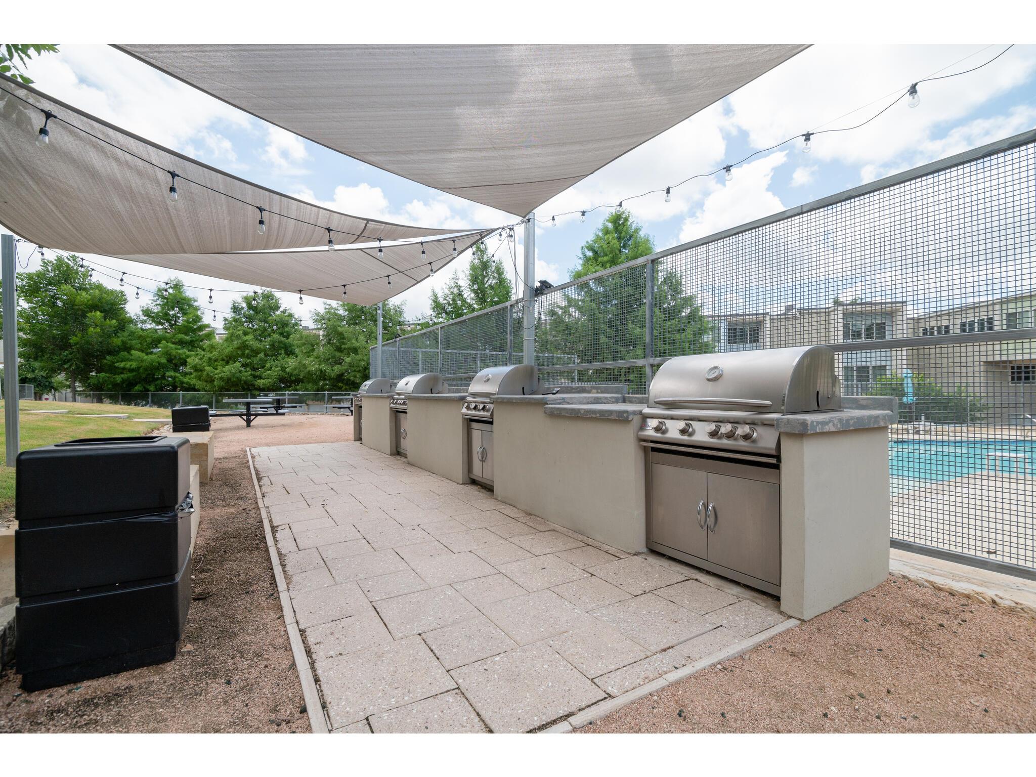 604 N Bluff Dr # 205, Austin, TX 78745