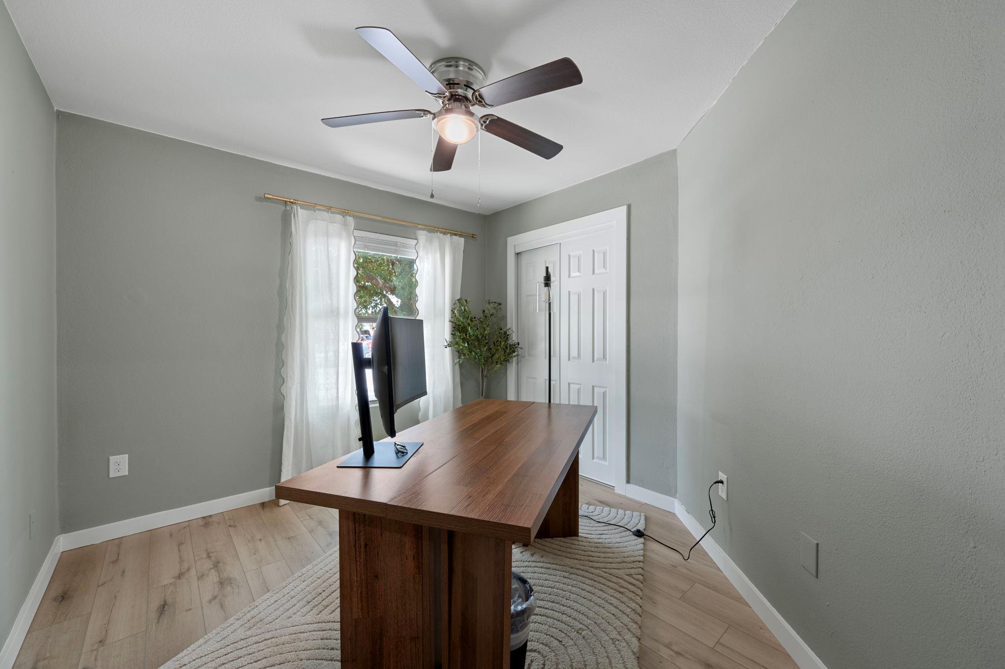 5905 Los Dios Pl, Del Valle, TX 78617