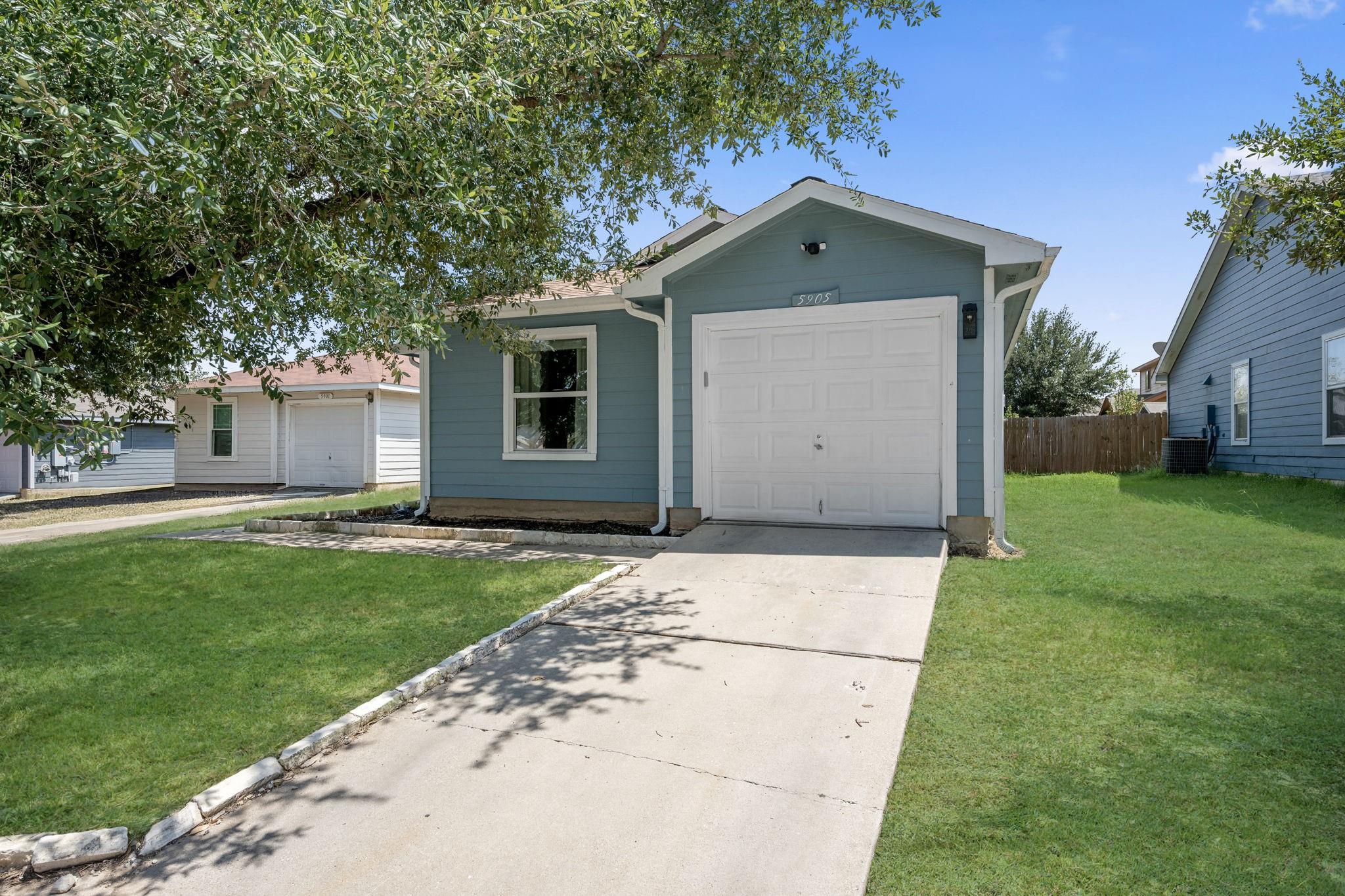 5905 Los Dios Pl, Del Valle, TX 78617