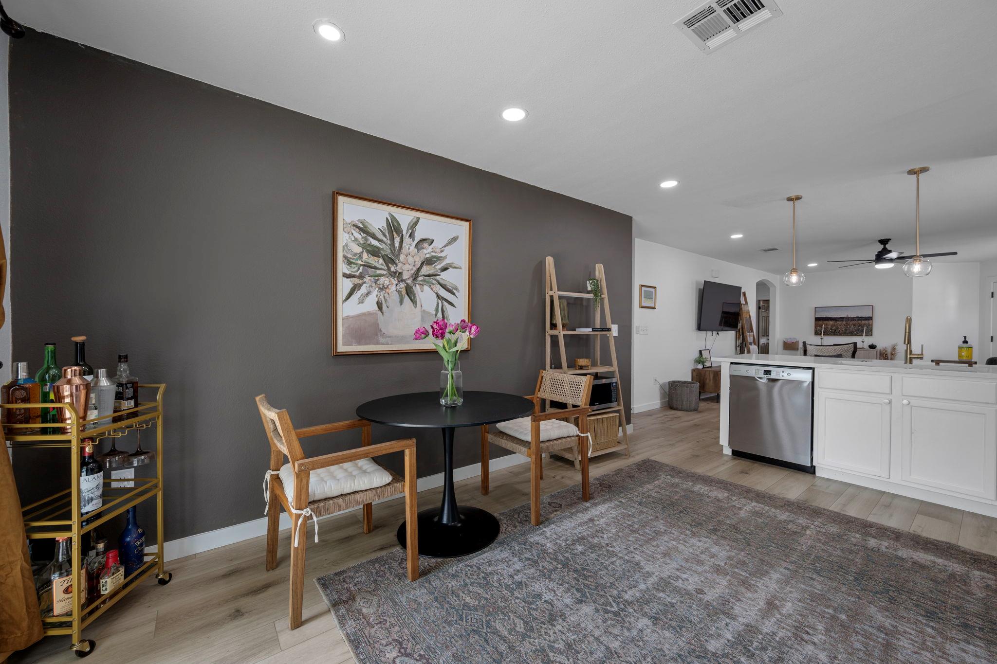 5905 Los Dios Pl, Del Valle, TX 78617