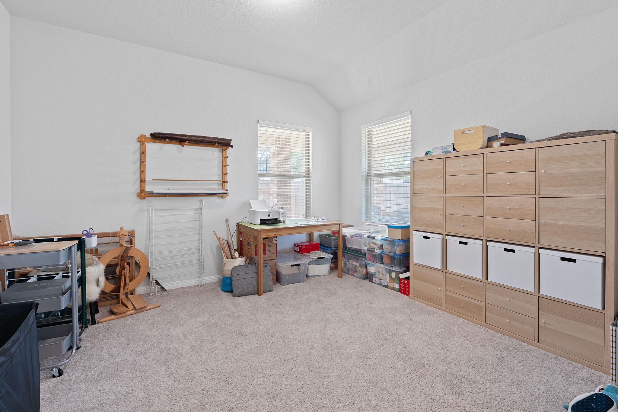 219 Golden Gate Ln, Kyle, TX 78640