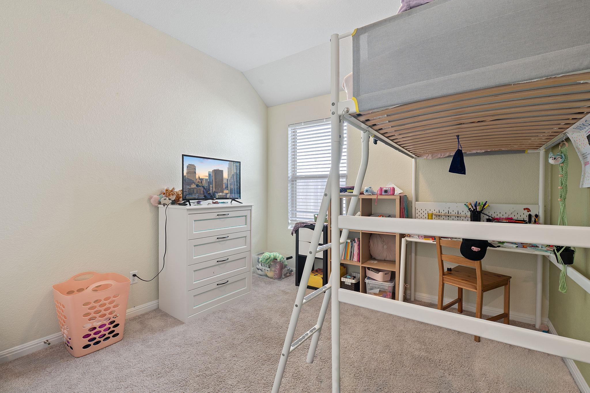 219 Golden Gate Ln, Kyle, TX 78640