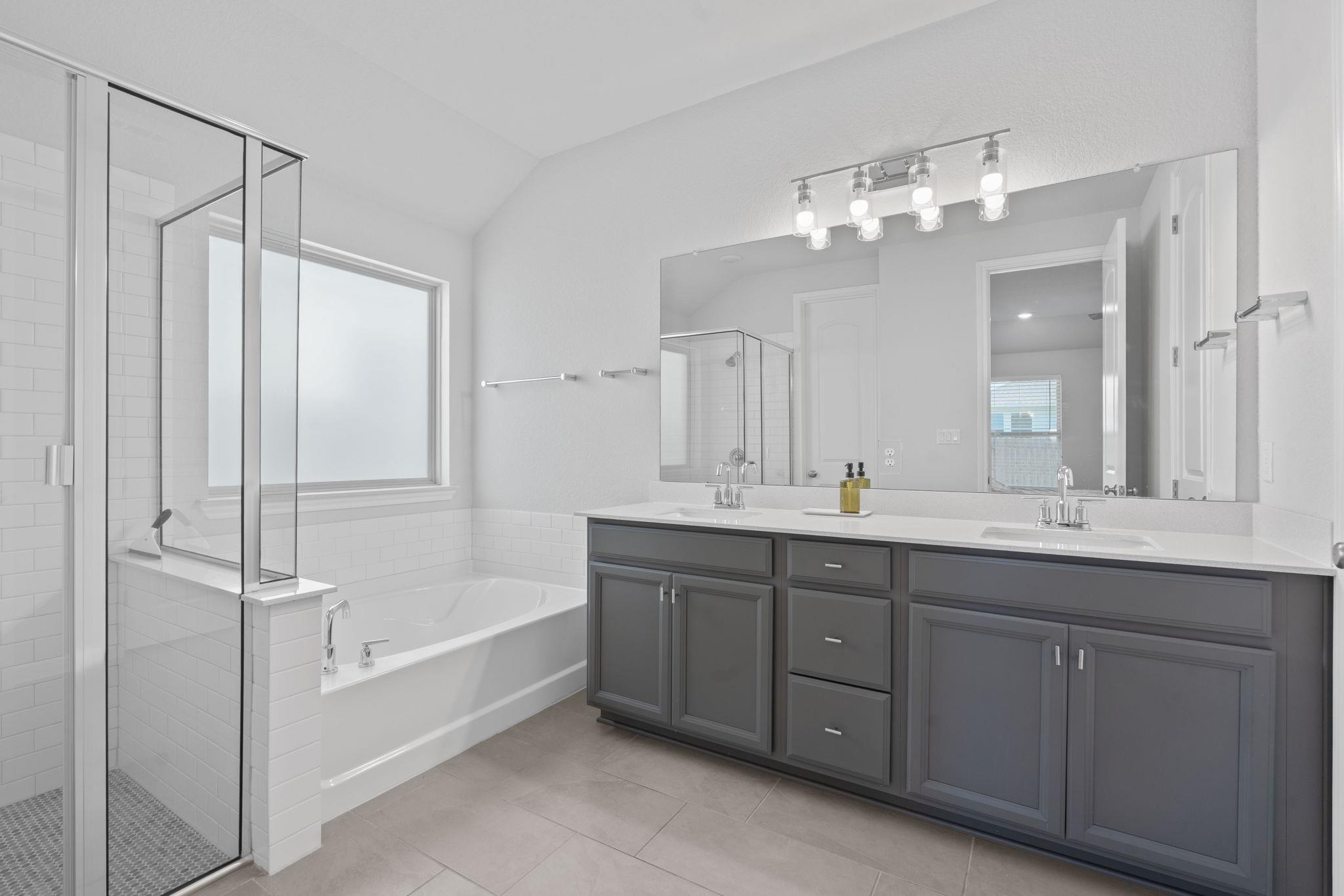 219 Golden Gate Ln, Kyle, TX 78640