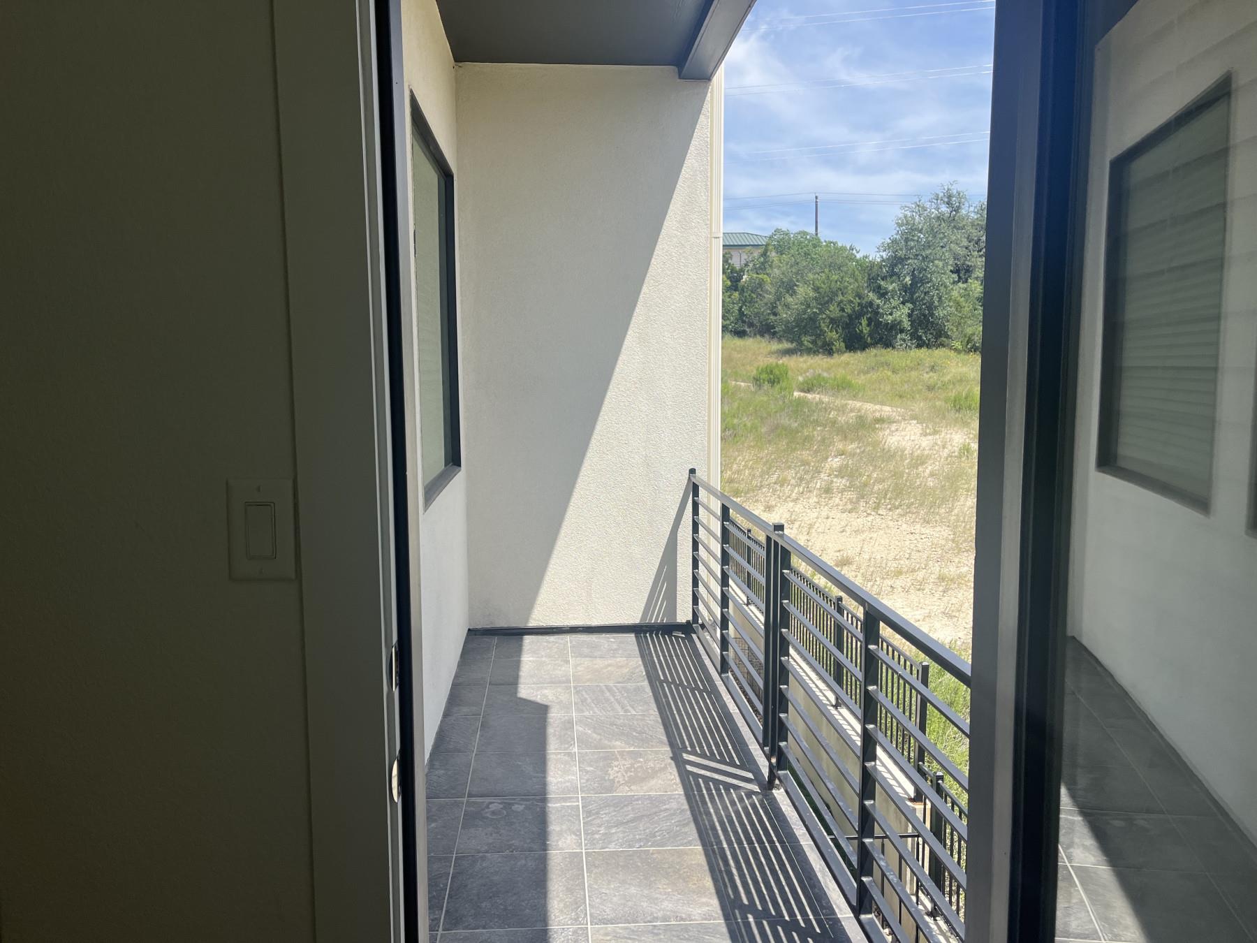 2050 Lohmans Spur # 1804, Lakeway, TX 78734