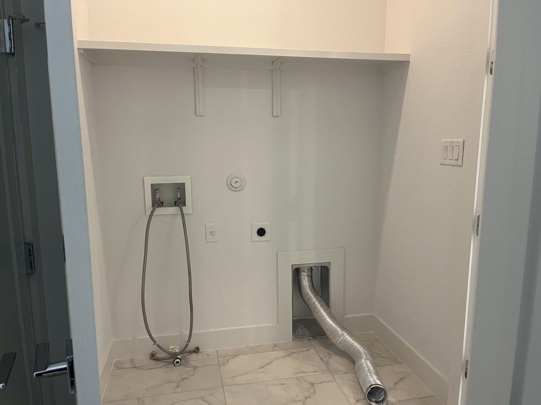 2050 Lohmans Spur # 1804, Lakeway, TX 78734