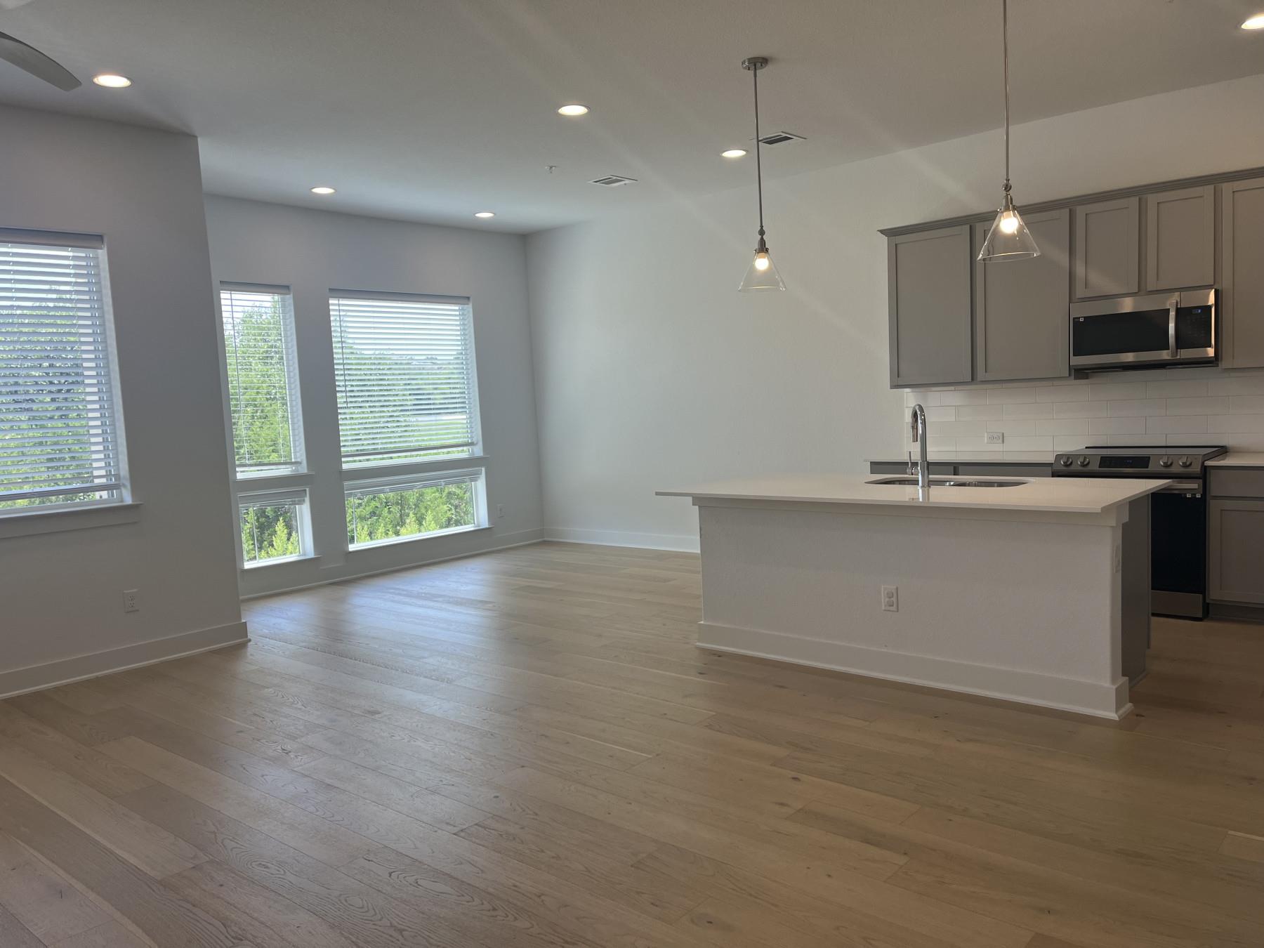 2050 Lohmans Spur # 1804, Lakeway, TX 78734