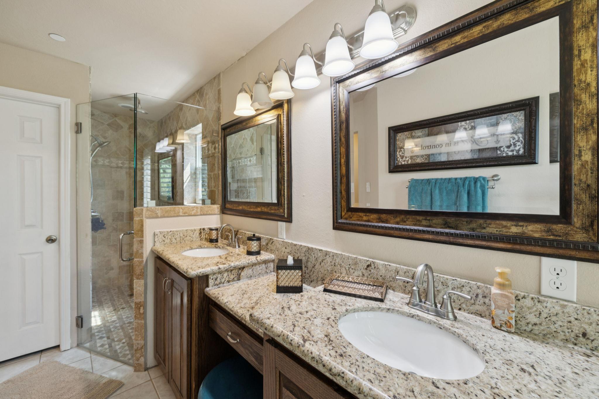 31229 Rochen Rd, Waller, TX 77484