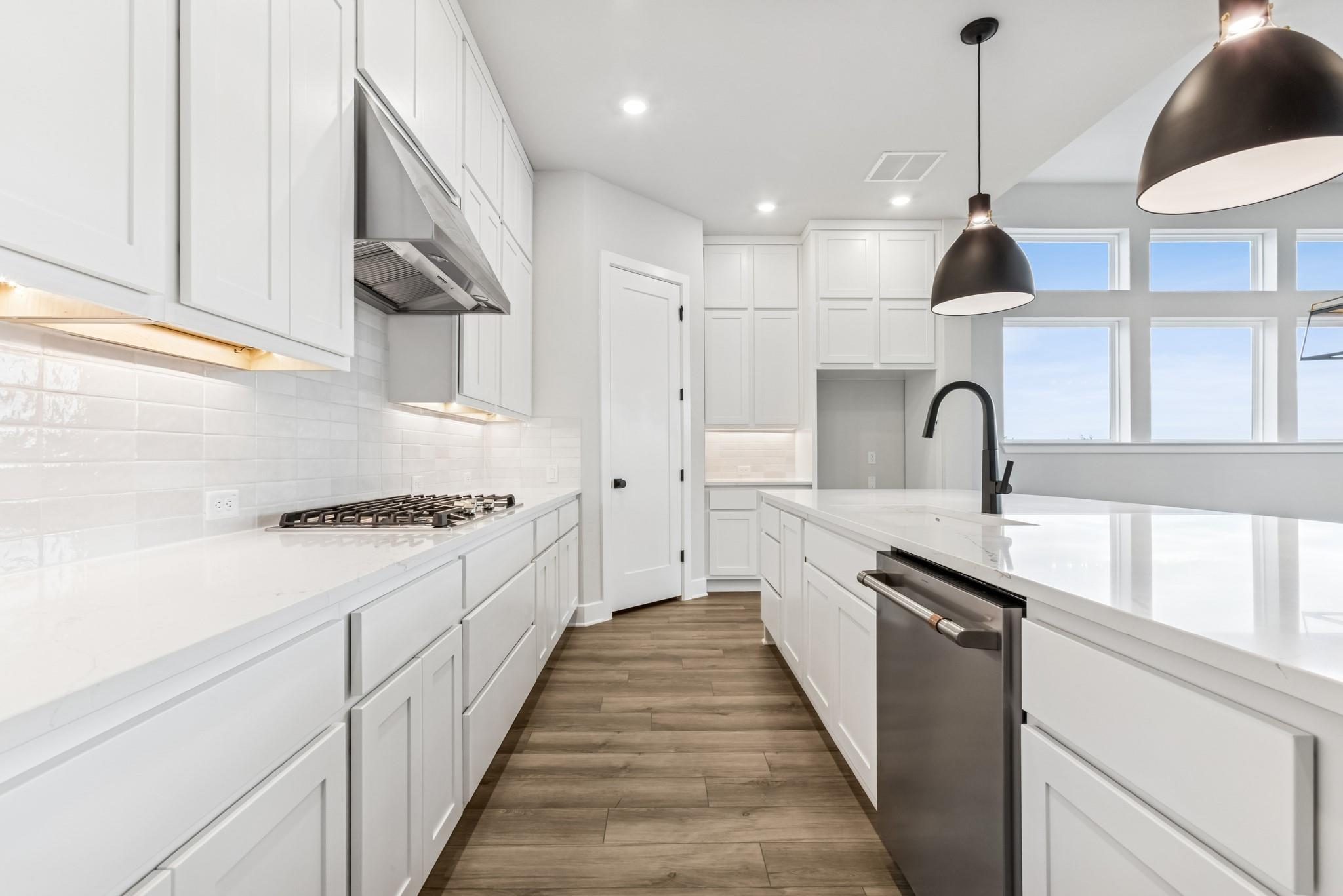 288 Silver Sage Ct, Dripping Springs, TX 78620