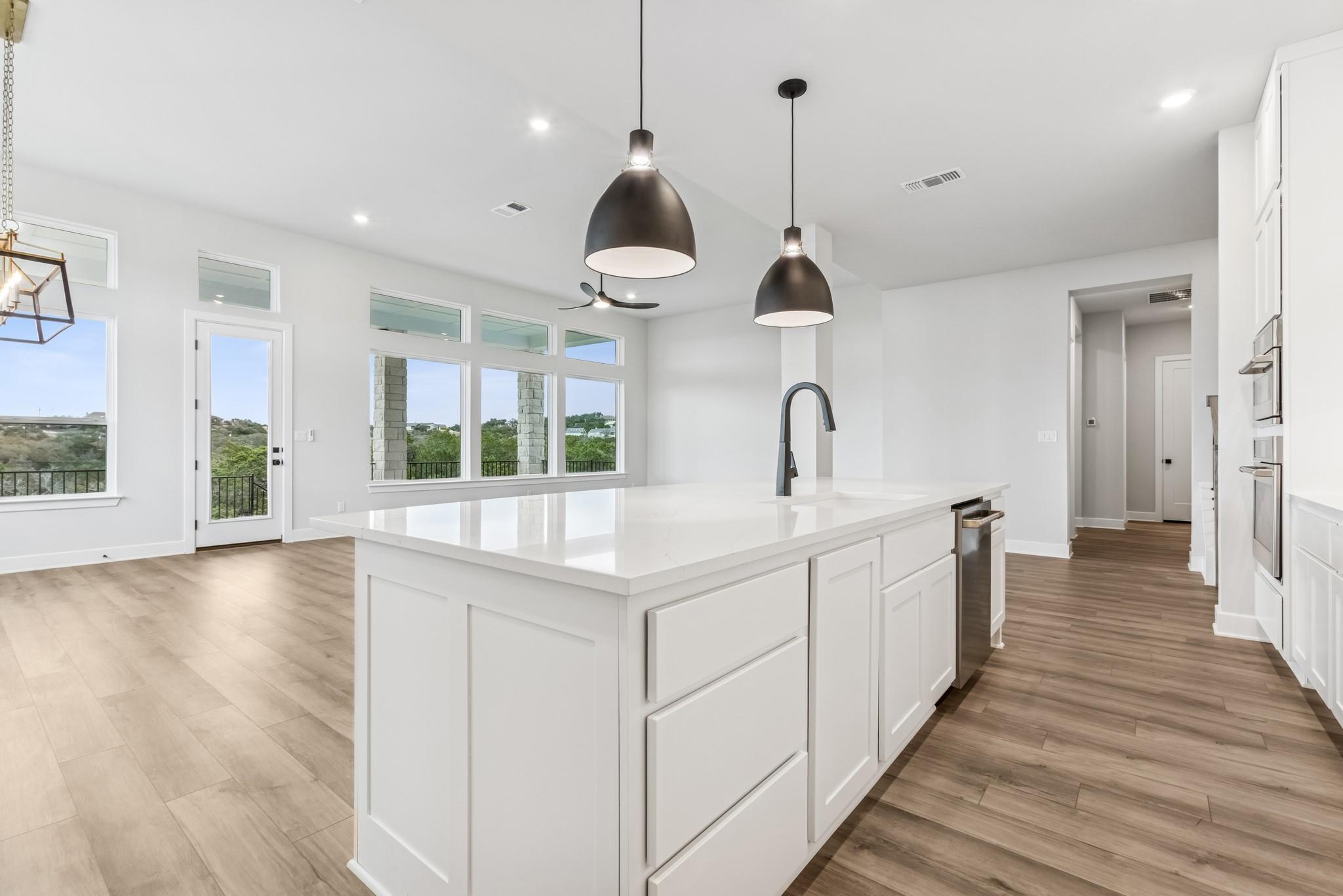 288 Silver Sage Ct, Dripping Springs, TX 78620