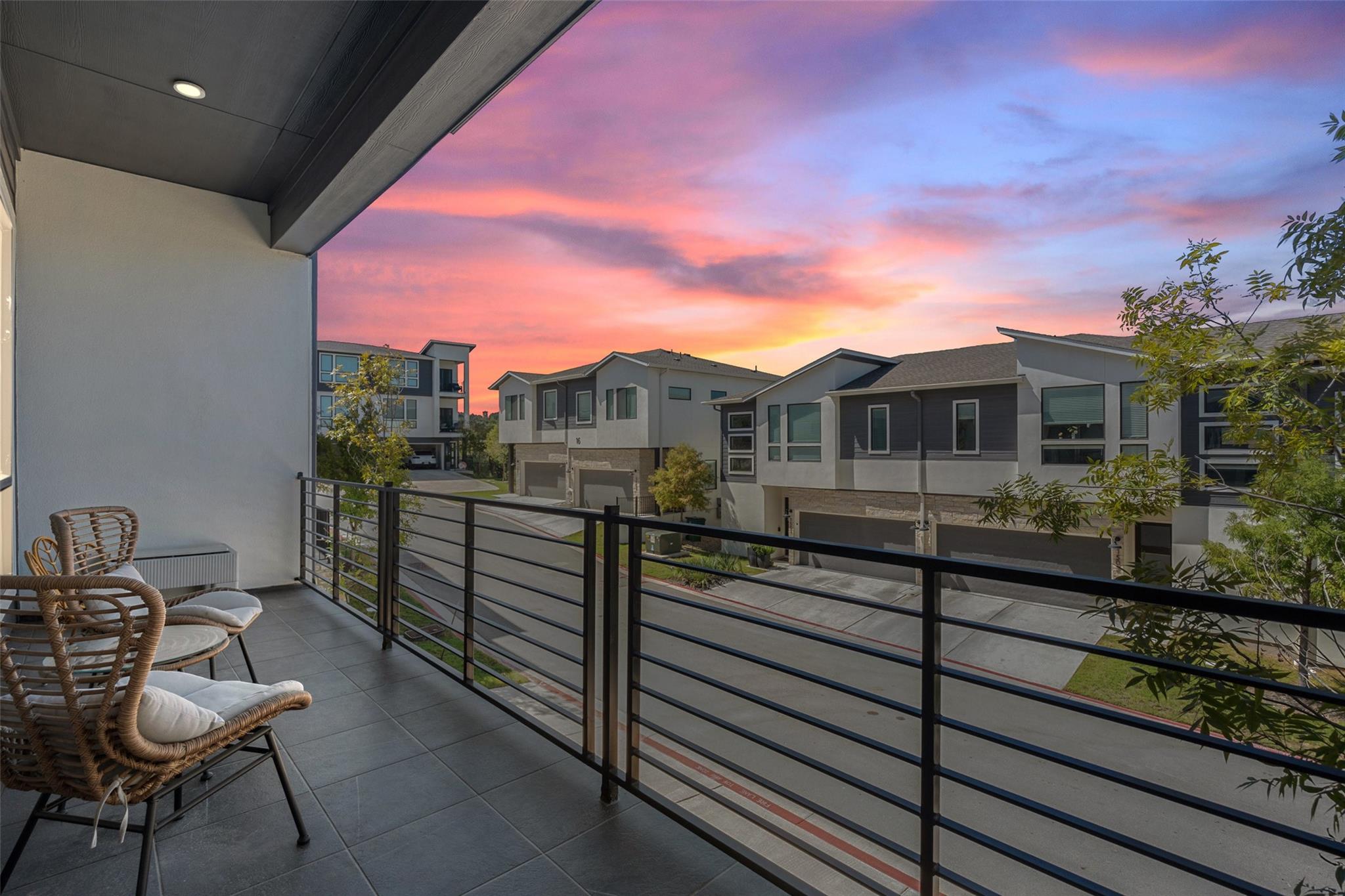 2050 Lohmans Spur # 603, Lakeway, TX 78734