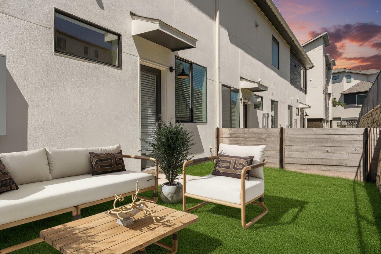 2050 Lohmans Spur # 603, Lakeway, TX 78734