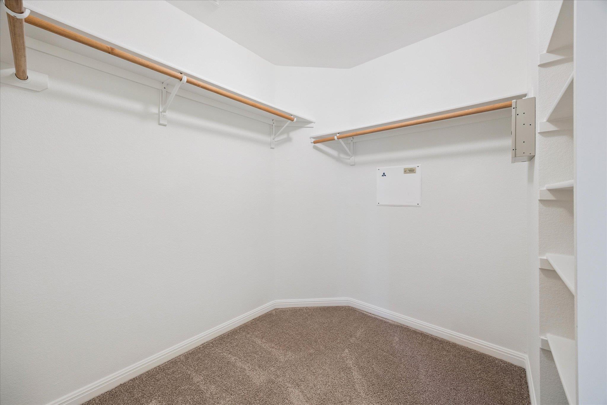 111 N Field St, Round Rock, TX 78681