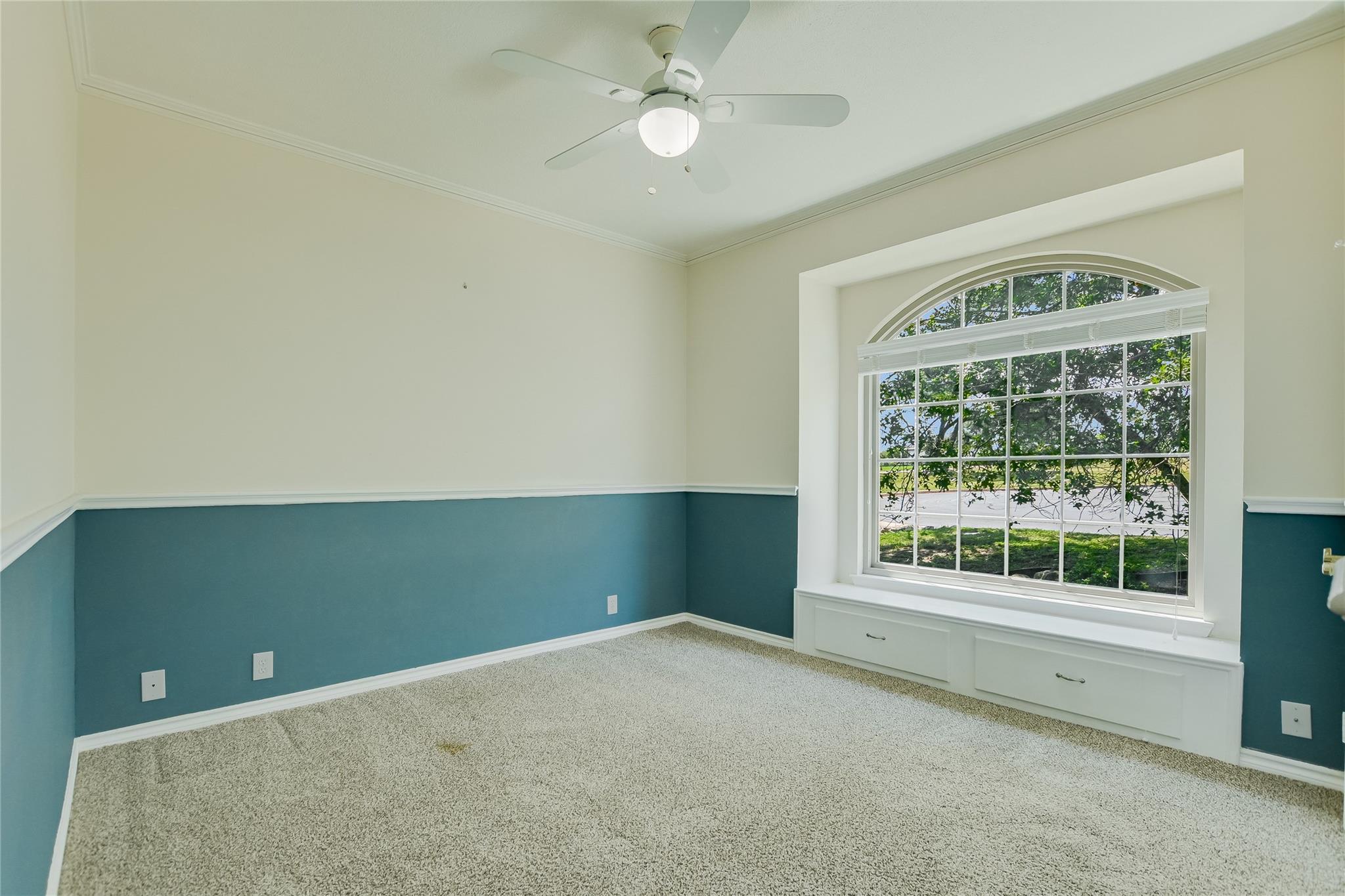 2104 Chipshot Ct, Spicewood, TX 78669