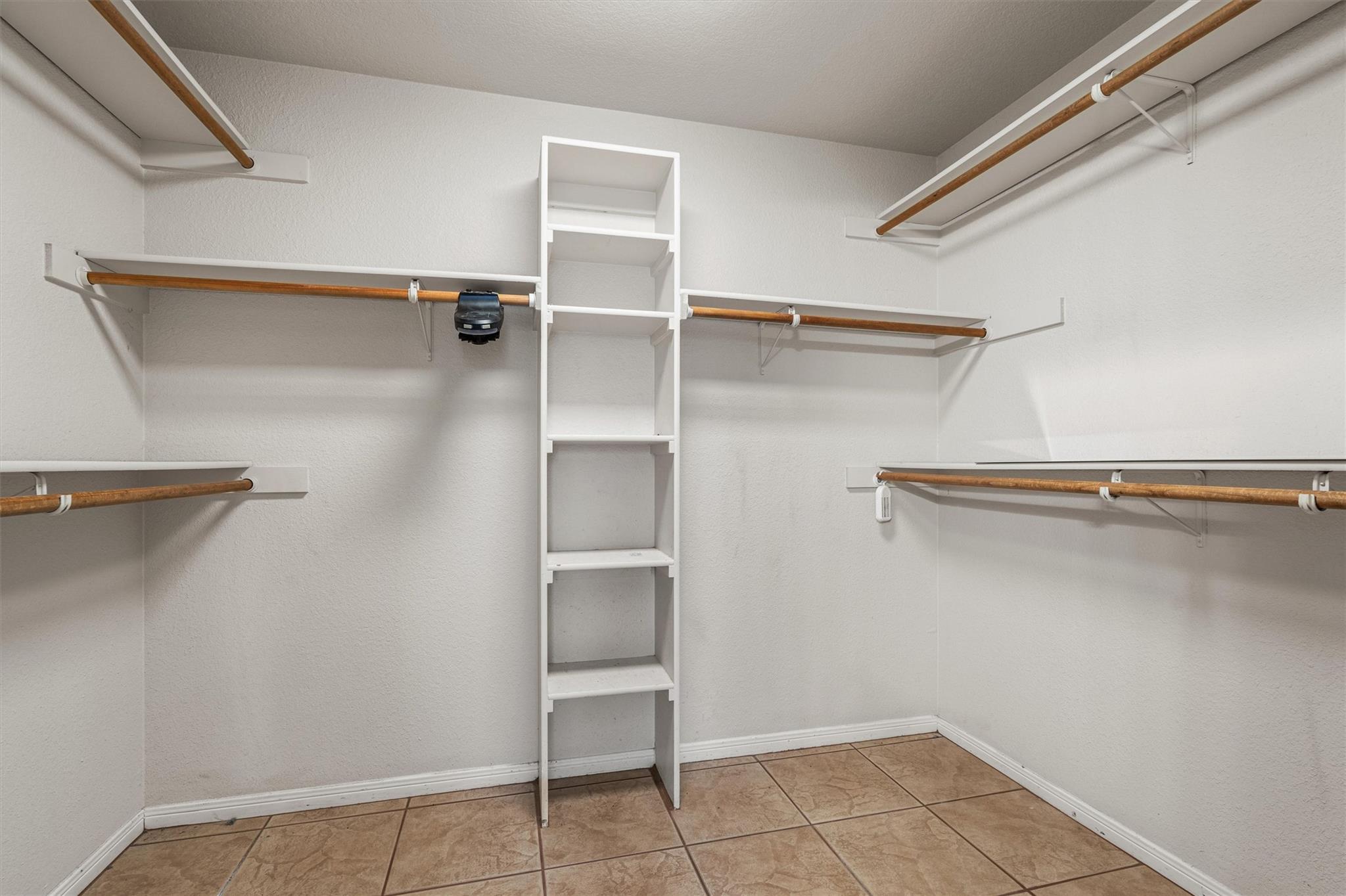 130 Jesse James Dr, Nolanville, TX 76559