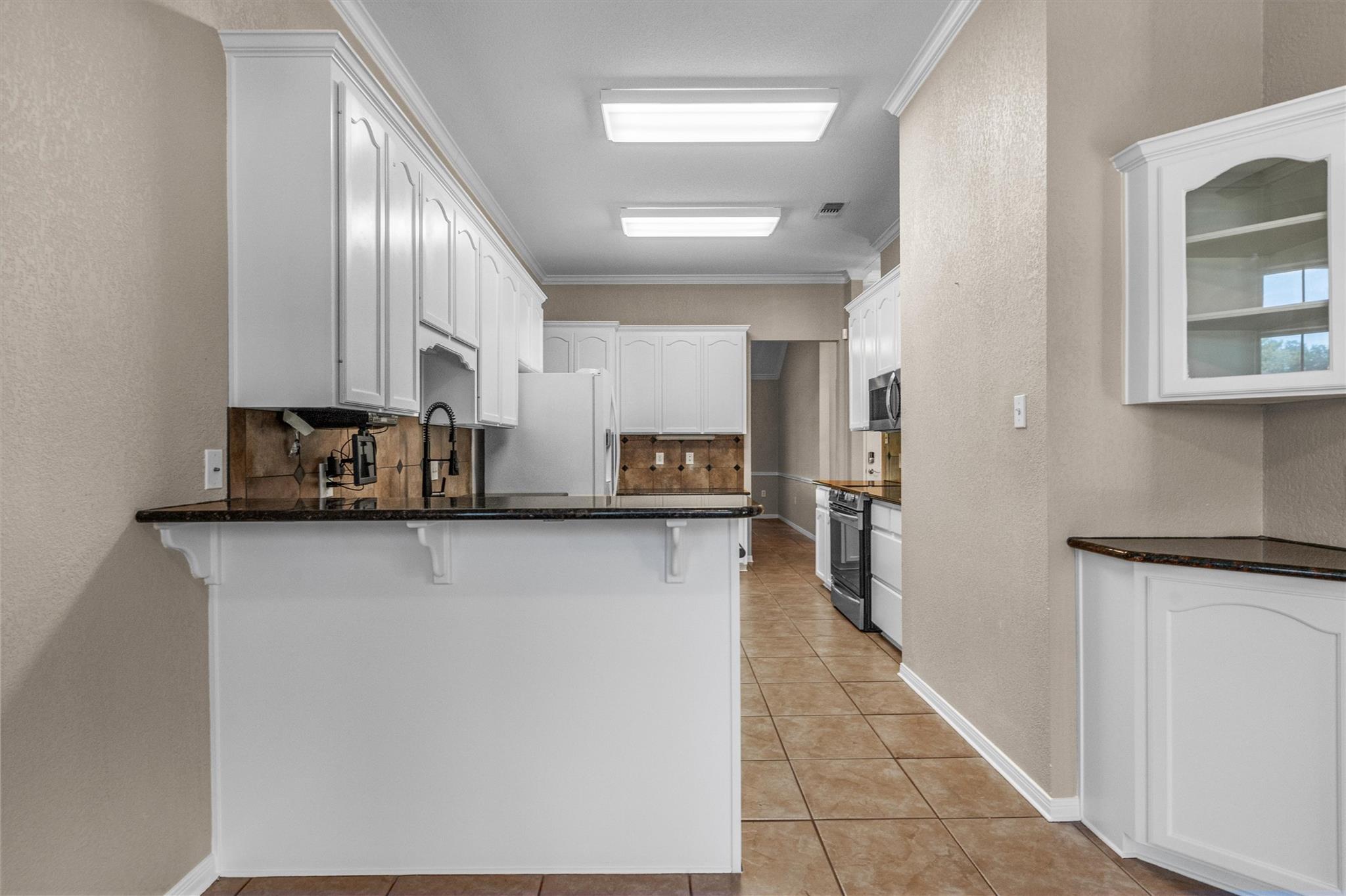 130 Jesse James Dr, Nolanville, TX 76559