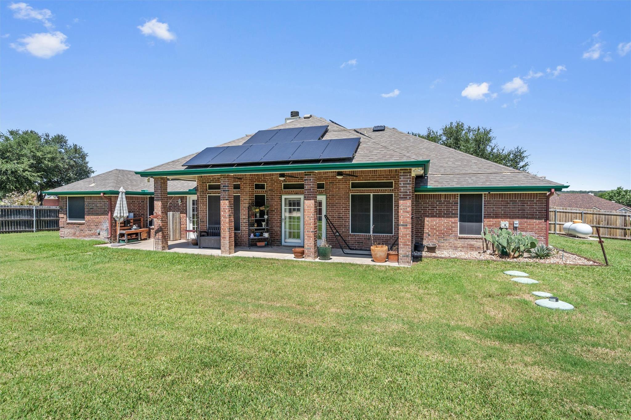 130 Jesse James Dr, Nolanville, TX 76559